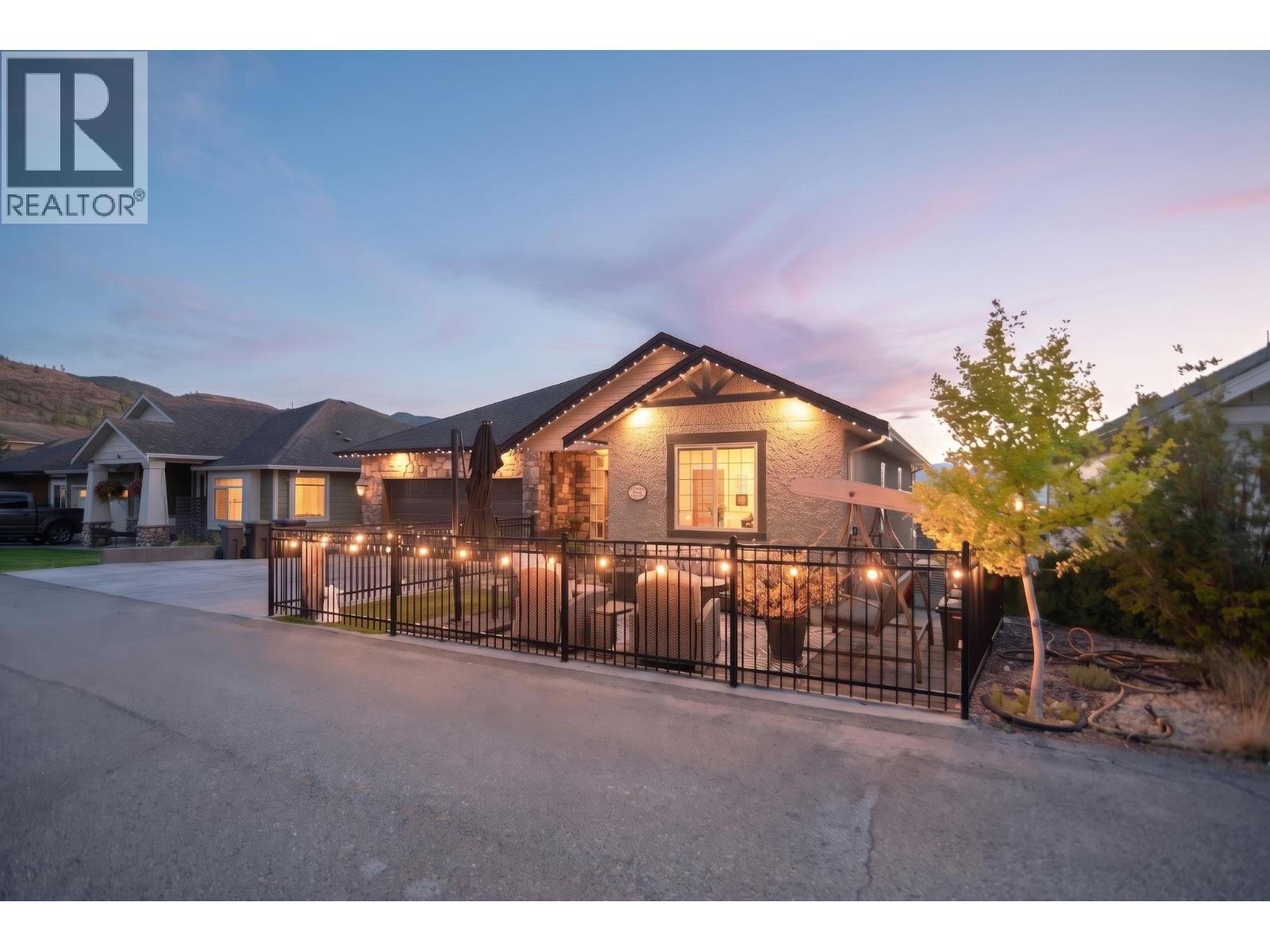 871 Kuipers Crescent, Kelowna, British Columbia  V1W 5B1 - Photo 3 - 10400074