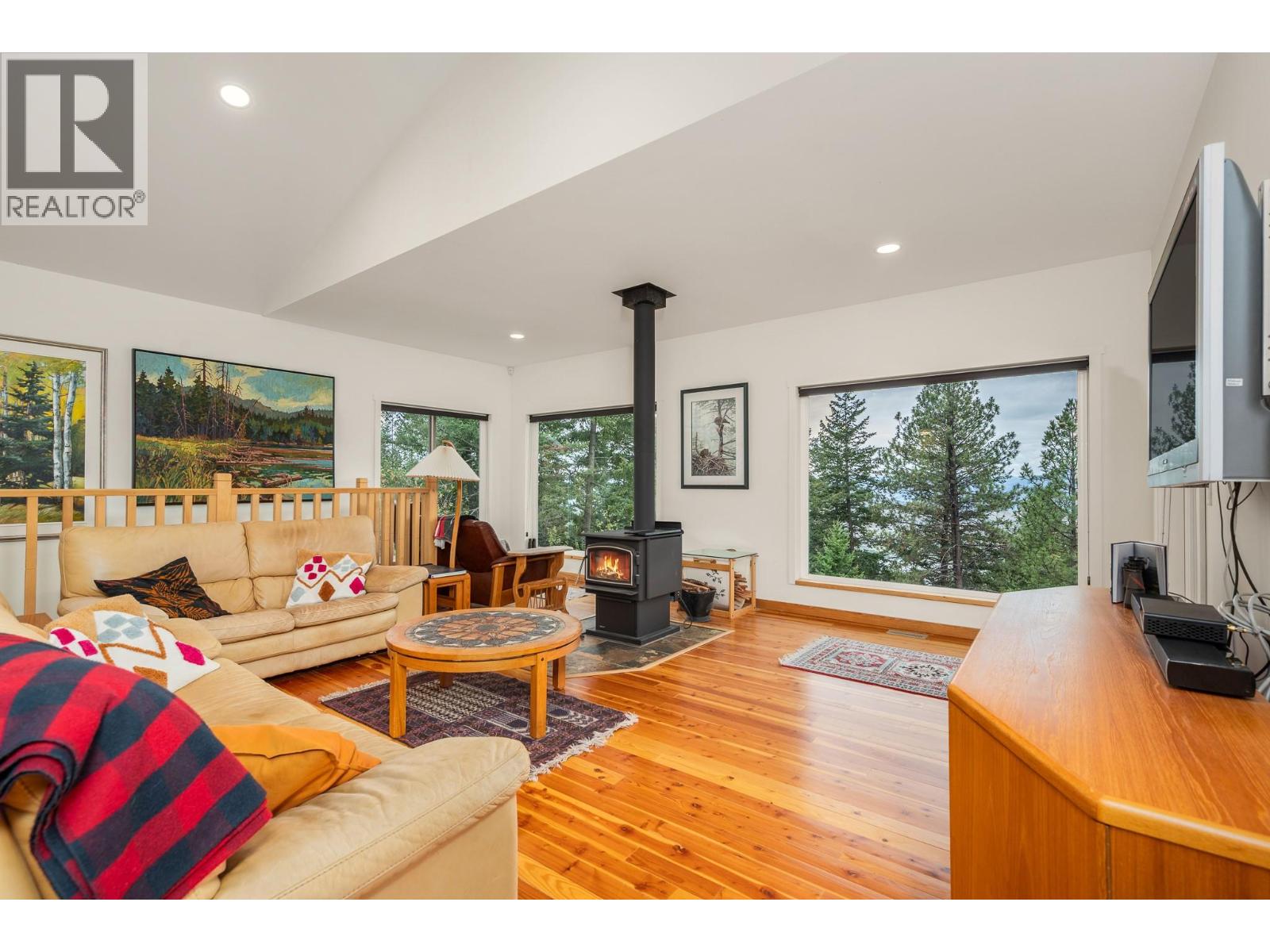 7936 Mclennan Road, Vernon, British Columbia  V1B 3S7 - Photo 5 - 10398711