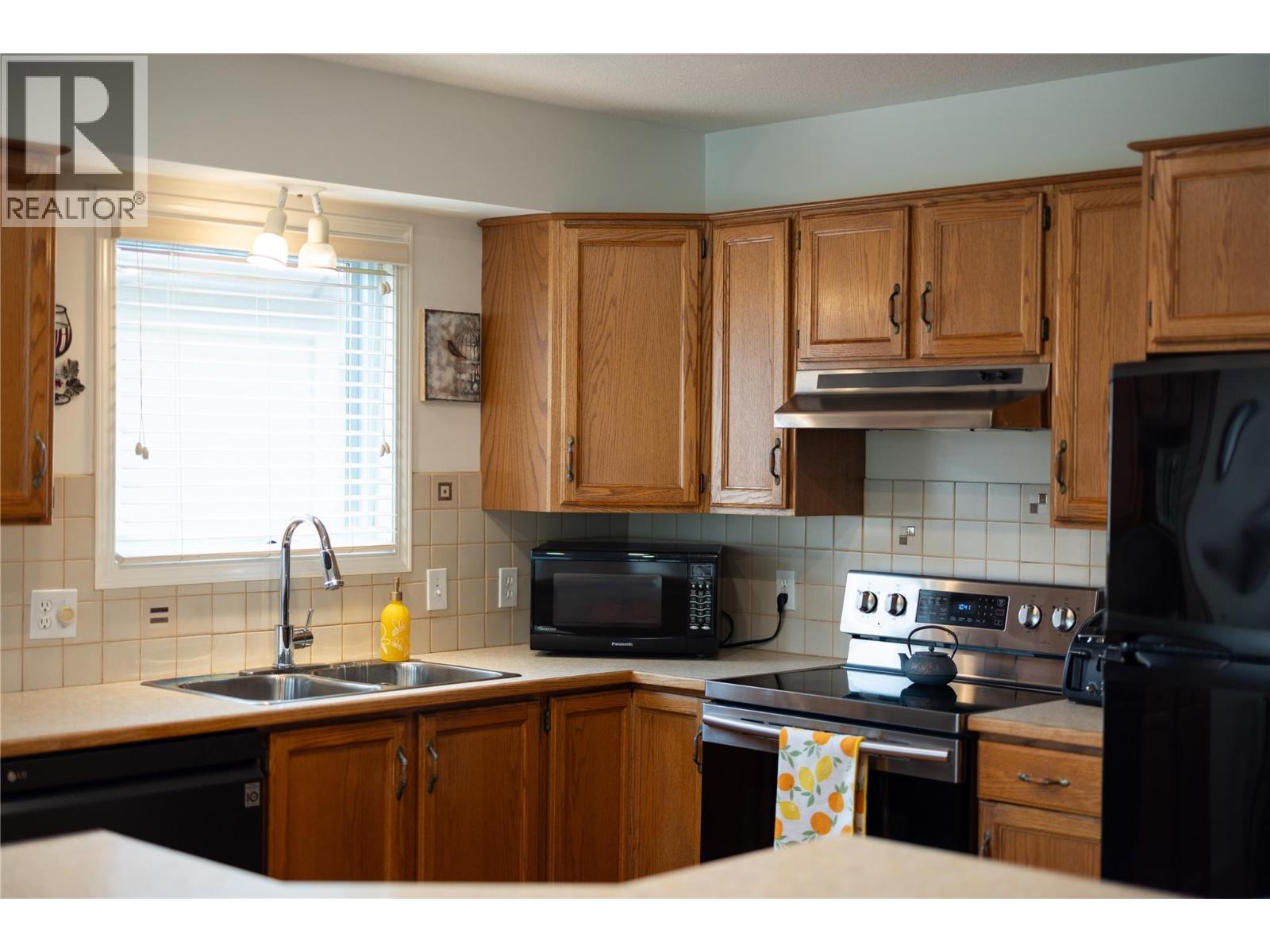595 Yates Road Unit# 72, Kelowna, British Columbia  V1V 1P8 - Photo 3 - 10398542