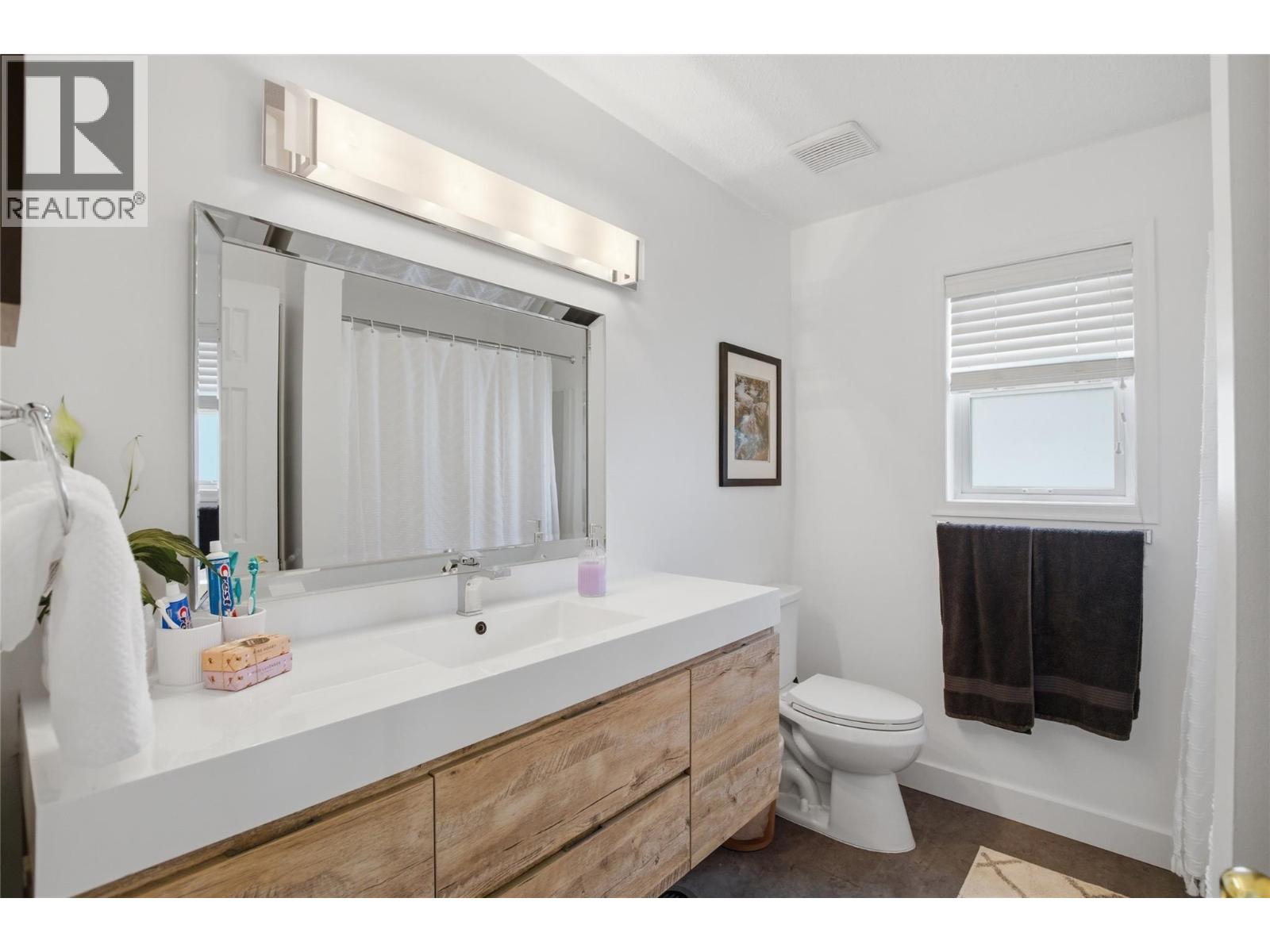 5245 Sutherland Road, Peachland, British Columbia  V0H 1X2 - Photo 37 - 10400104