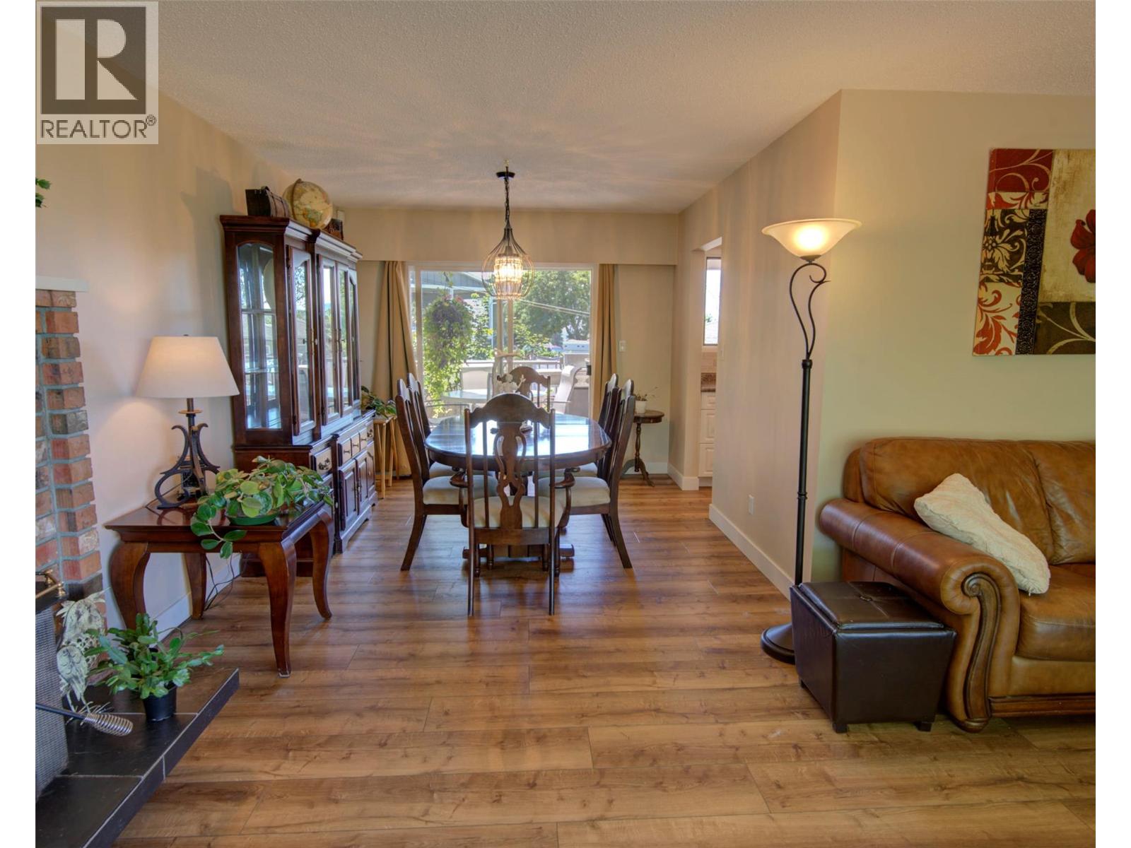 5894 Dedecker West Road, Vernon, British Columbia  V1B 3P9 - Photo 10 - 10399761