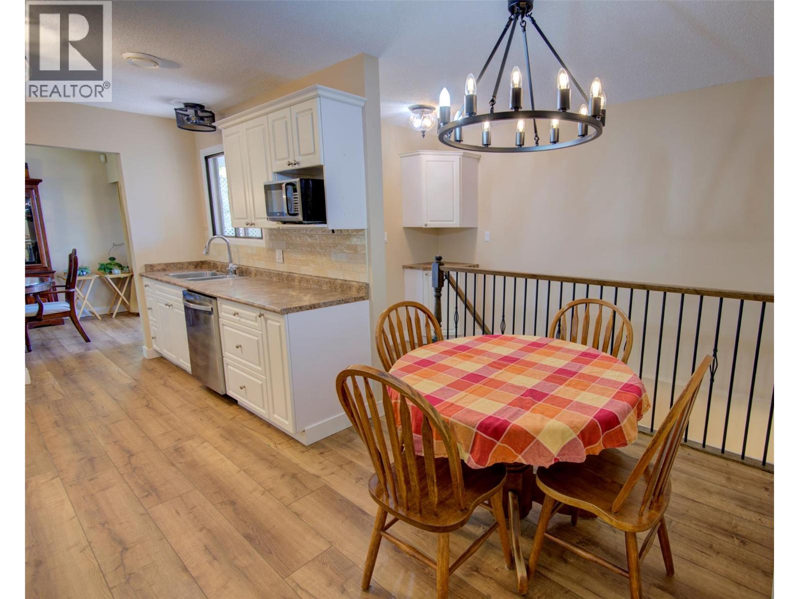 5894 Dedecker West Road, Vernon, British Columbia  V1B 3P9 - Photo 19 - 10399761