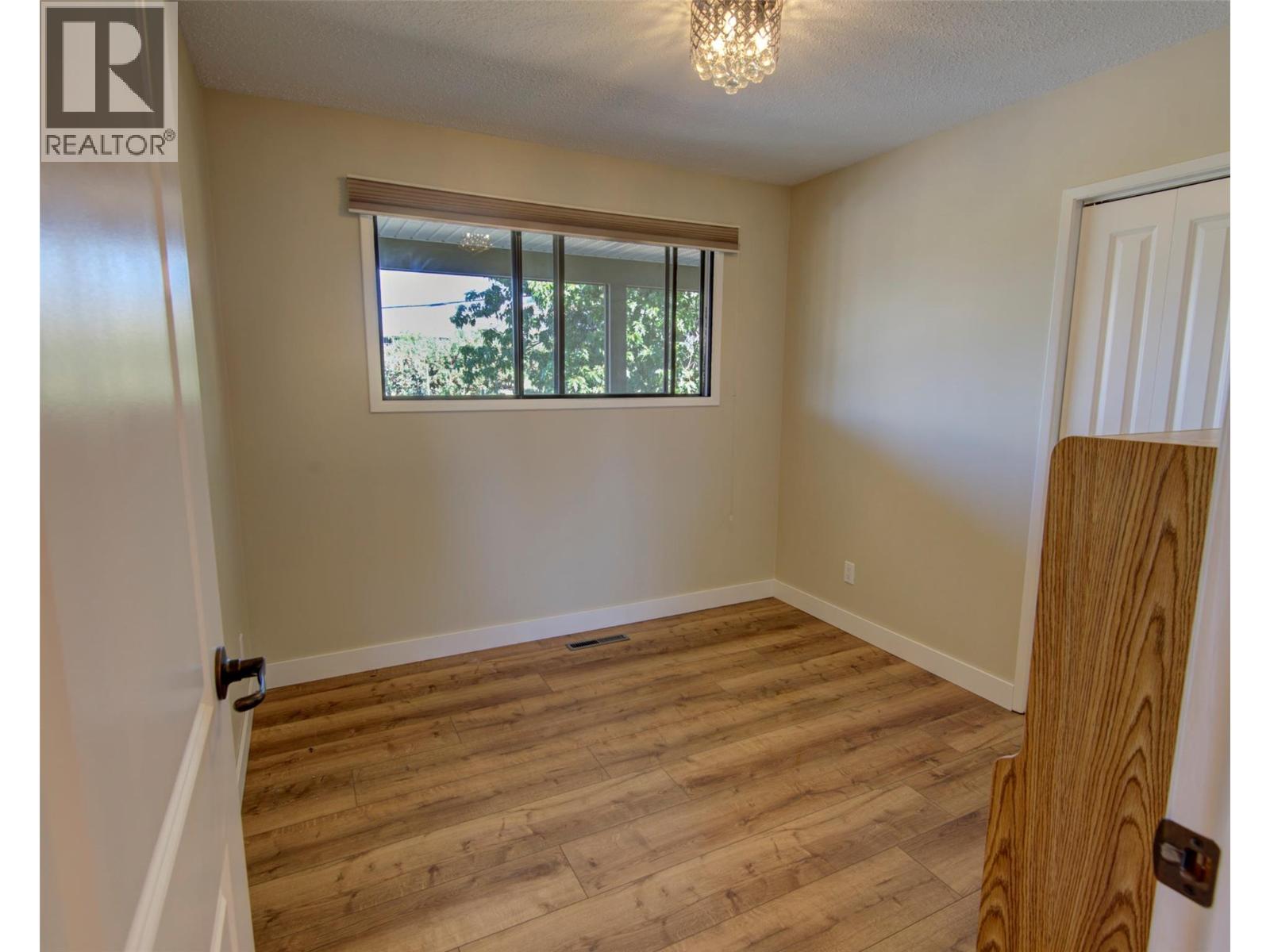 5894 Dedecker West Road, Vernon, British Columbia  V1B 3P9 - Photo 27 - 10399761
