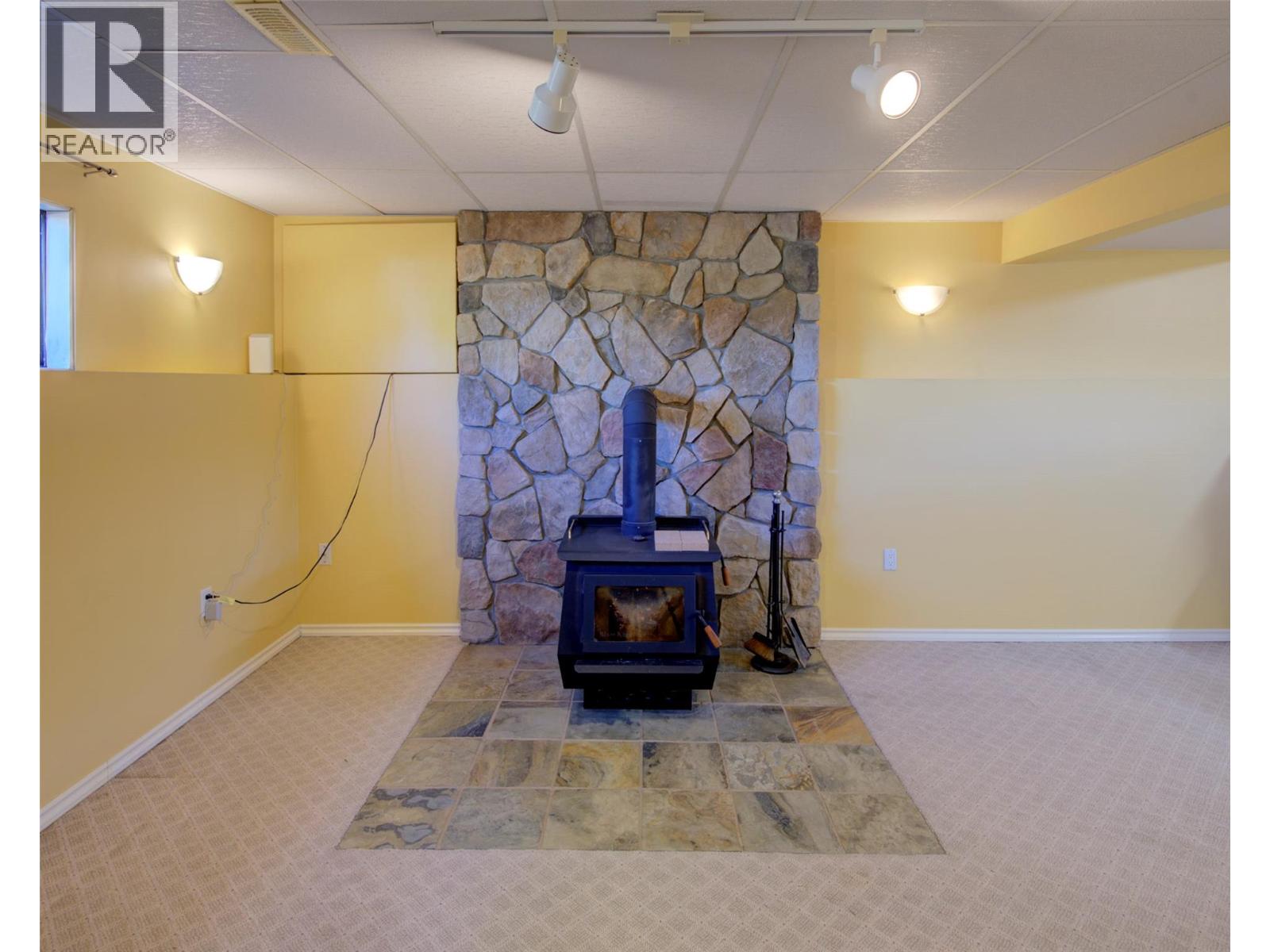 5894 Dedecker West Road, Vernon, British Columbia  V1B 3P9 - Photo 32 - 10399761