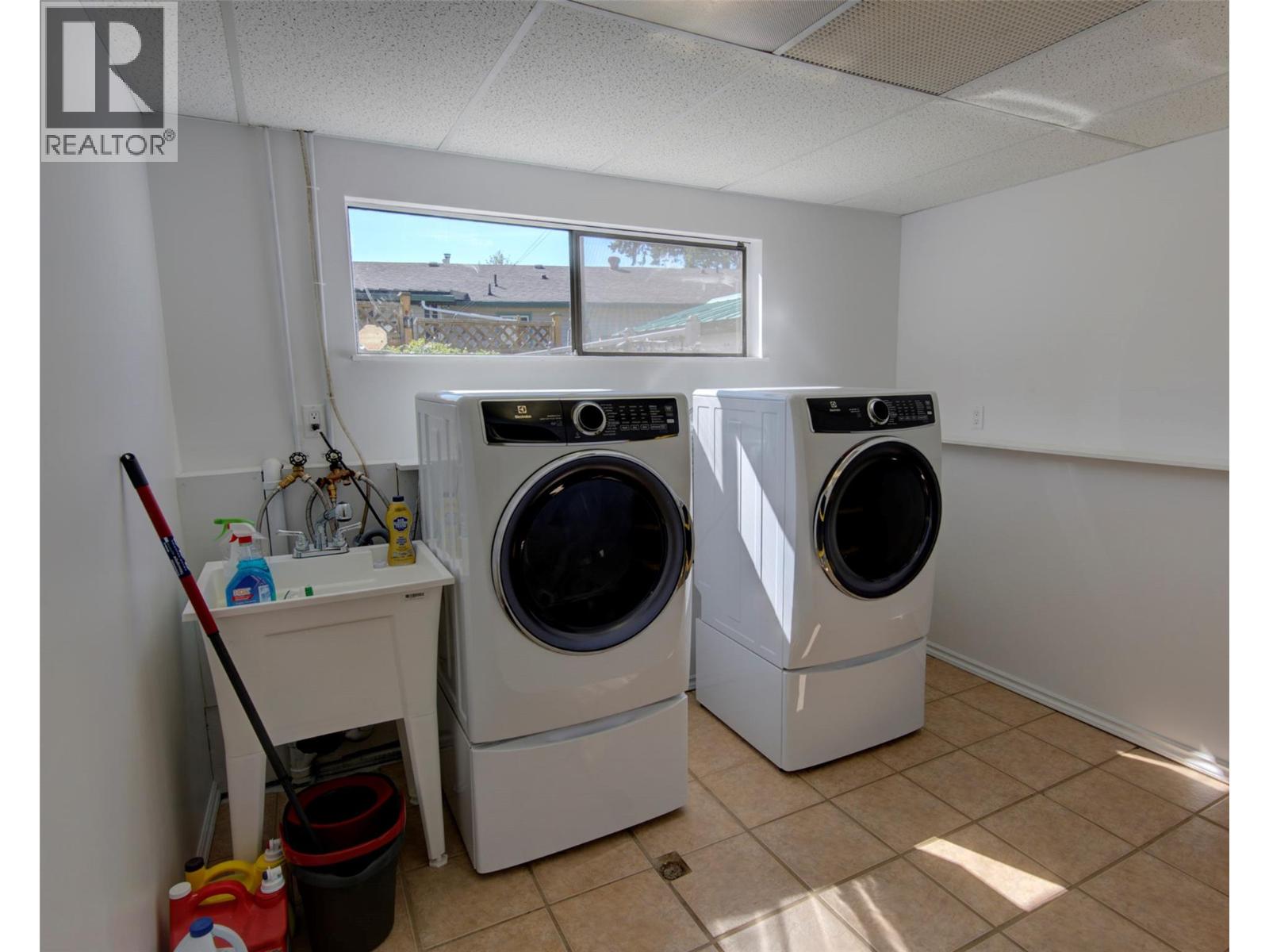 5894 Dedecker West Road, Vernon, British Columbia  V1B 3P9 - Photo 42 - 10399761