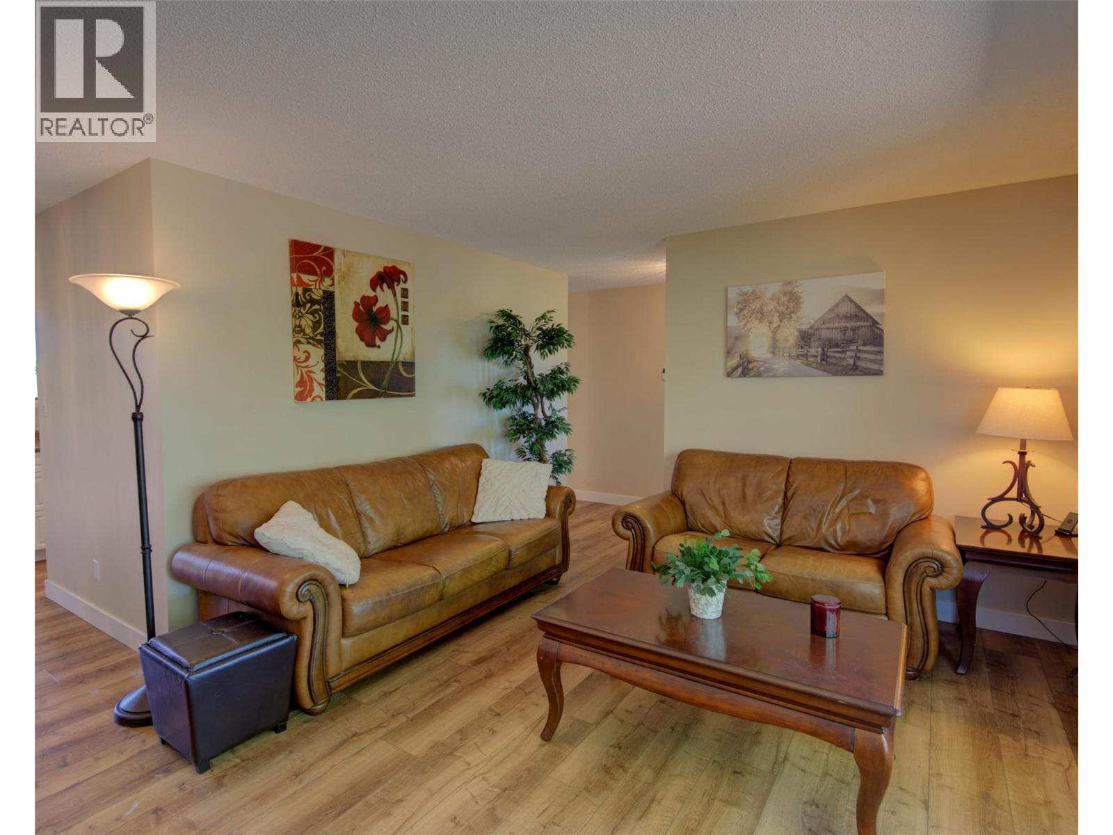 5894 Dedecker West Road, Vernon, British Columbia  V1B 3P9 - Photo 8 - 10399761