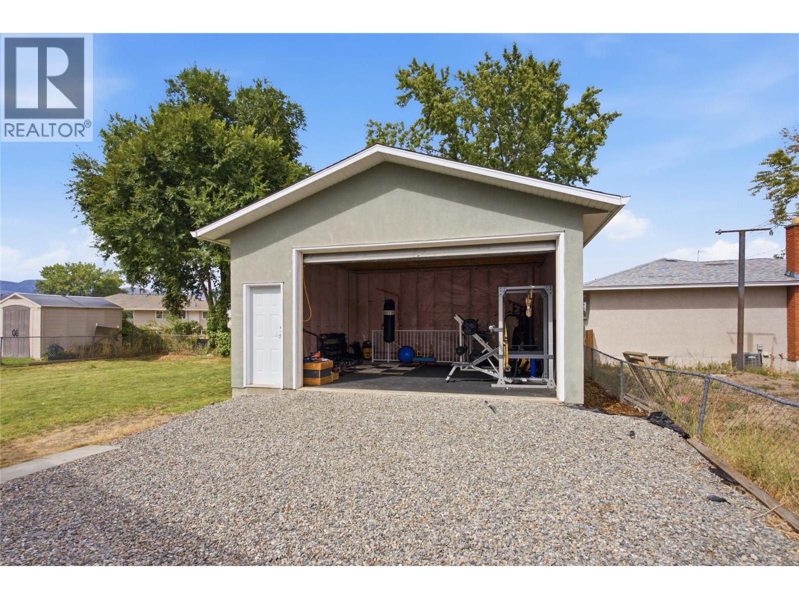 908 Renfrew Avenue, Kamloops, British Columbia  V2B 3X5 - Photo 42 - 10399760