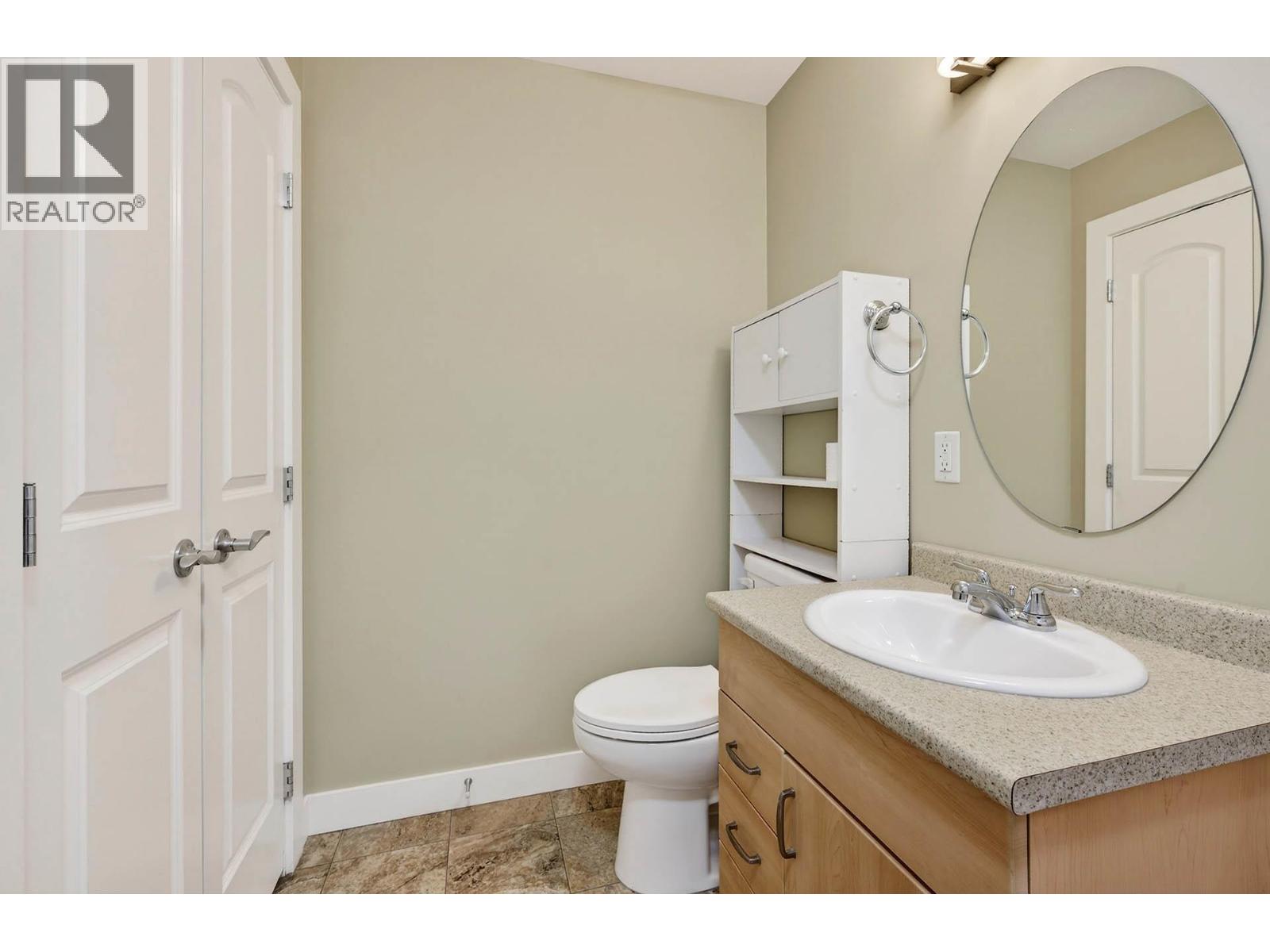 755 Mayfair Street Unit# 300, Kamloops, British Columbia  V2B 5L7 - Photo 15 - 10400145