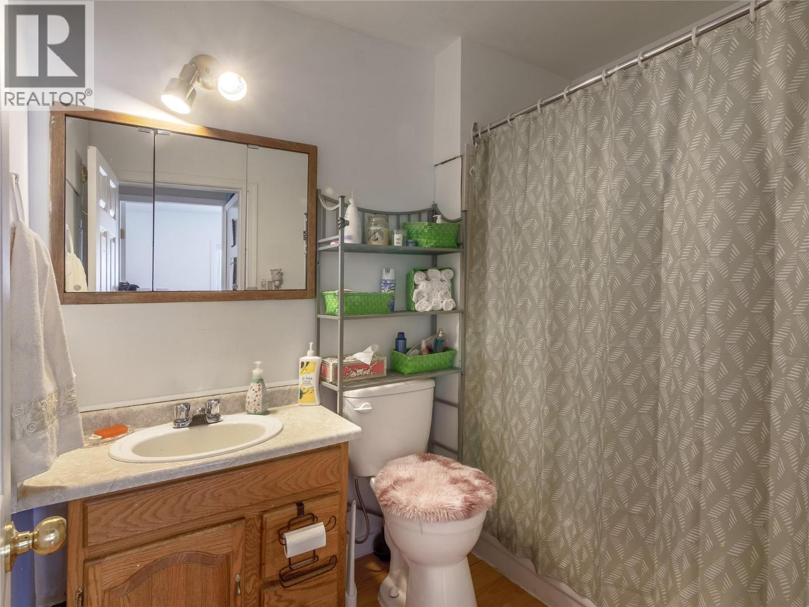 662 Ellis Street, Penticton, British Columbia  V2A 4M6 - Photo 15 - 10399732