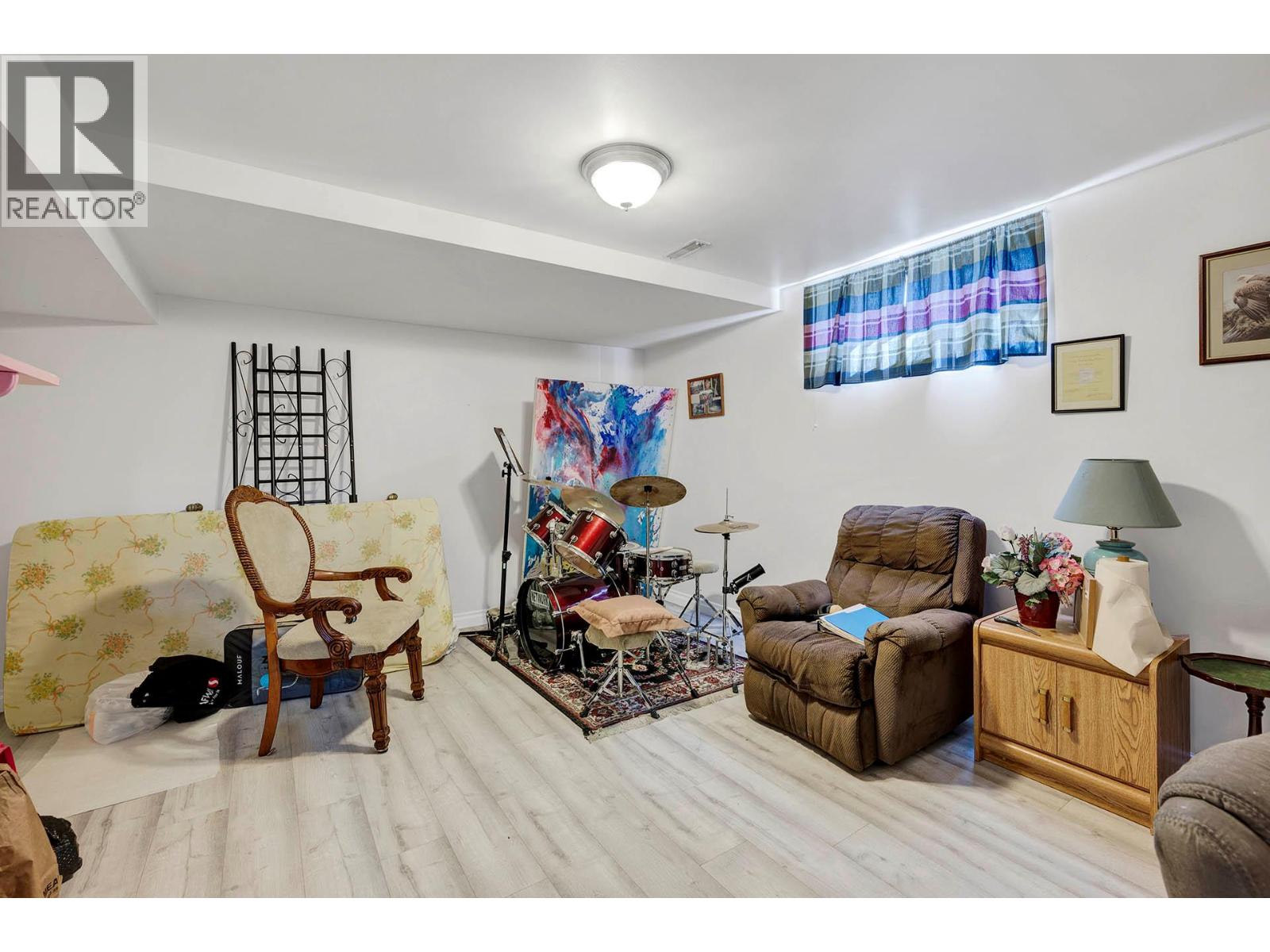 1088 Windbreak Street, Kamloops, British Columbia  V2B 5P9 - Photo 29 - 10399893