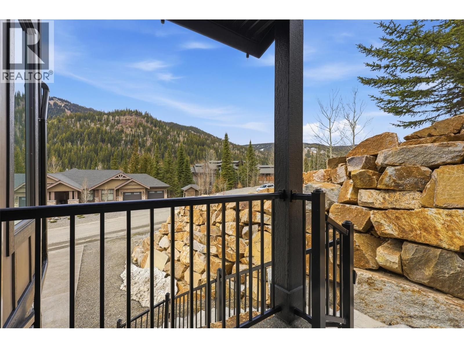 2533 Mountain View Drive, Sun Peaks, British Columbia  V0E 5N0 - Photo 3 - 10400153