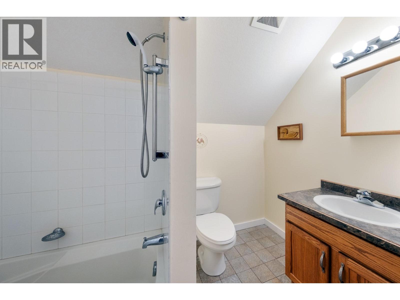 1249 Creighton Valley Road, Lumby, British Columbia  V0E 2G1 - Photo 26 - 10400014