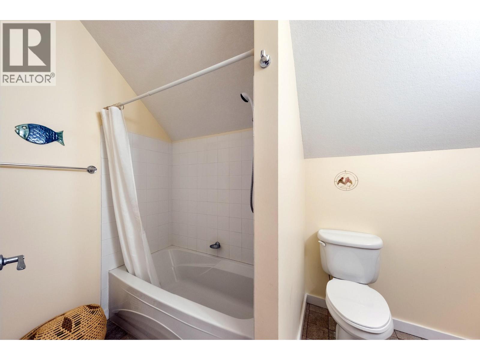 1249 Creighton Valley Road, Lumby, British Columbia  V0E 2G1 - Photo 27 - 10400014