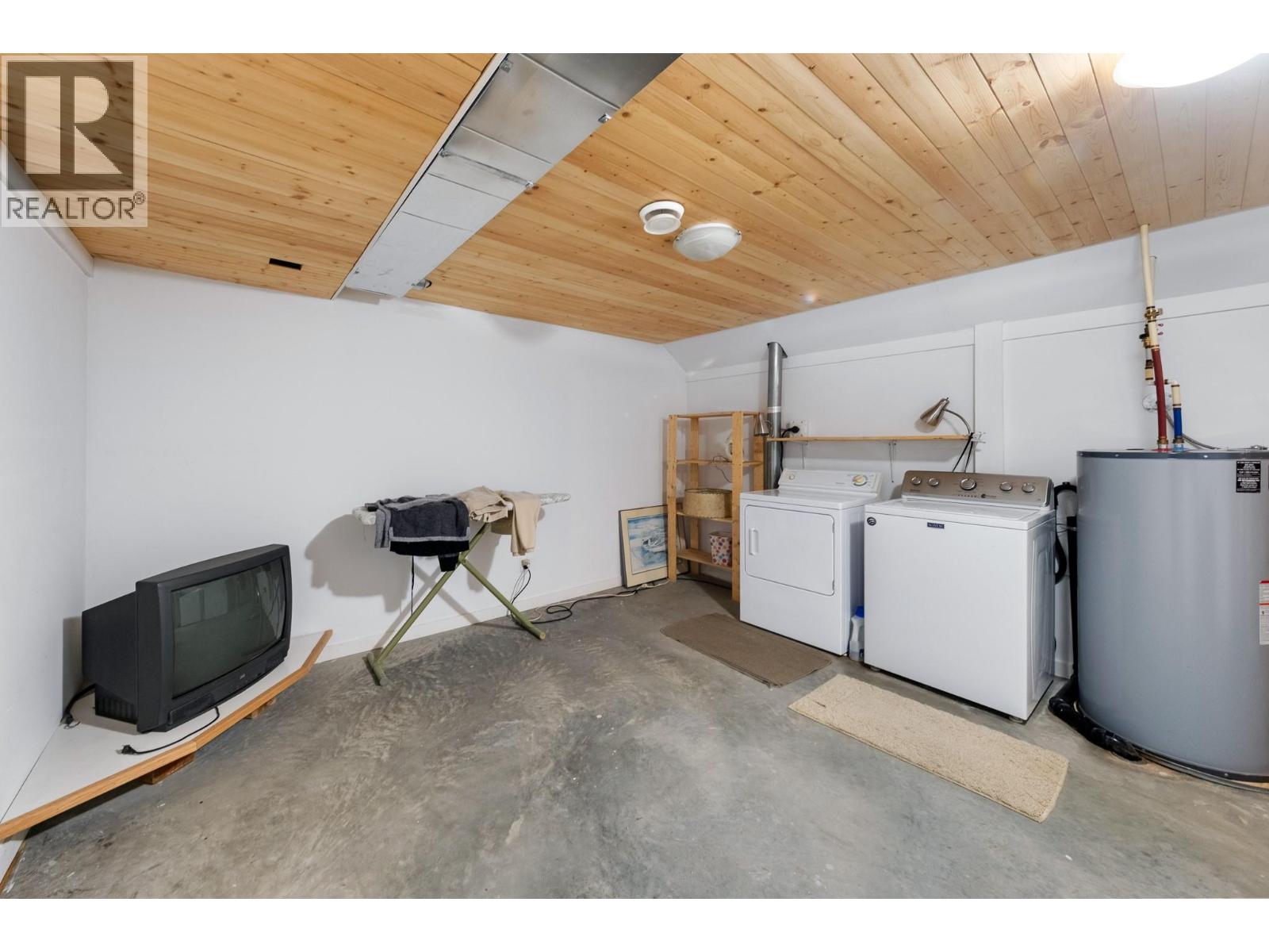 1249 Creighton Valley Road, Lumby, British Columbia  V0E 2G1 - Photo 35 - 10400014