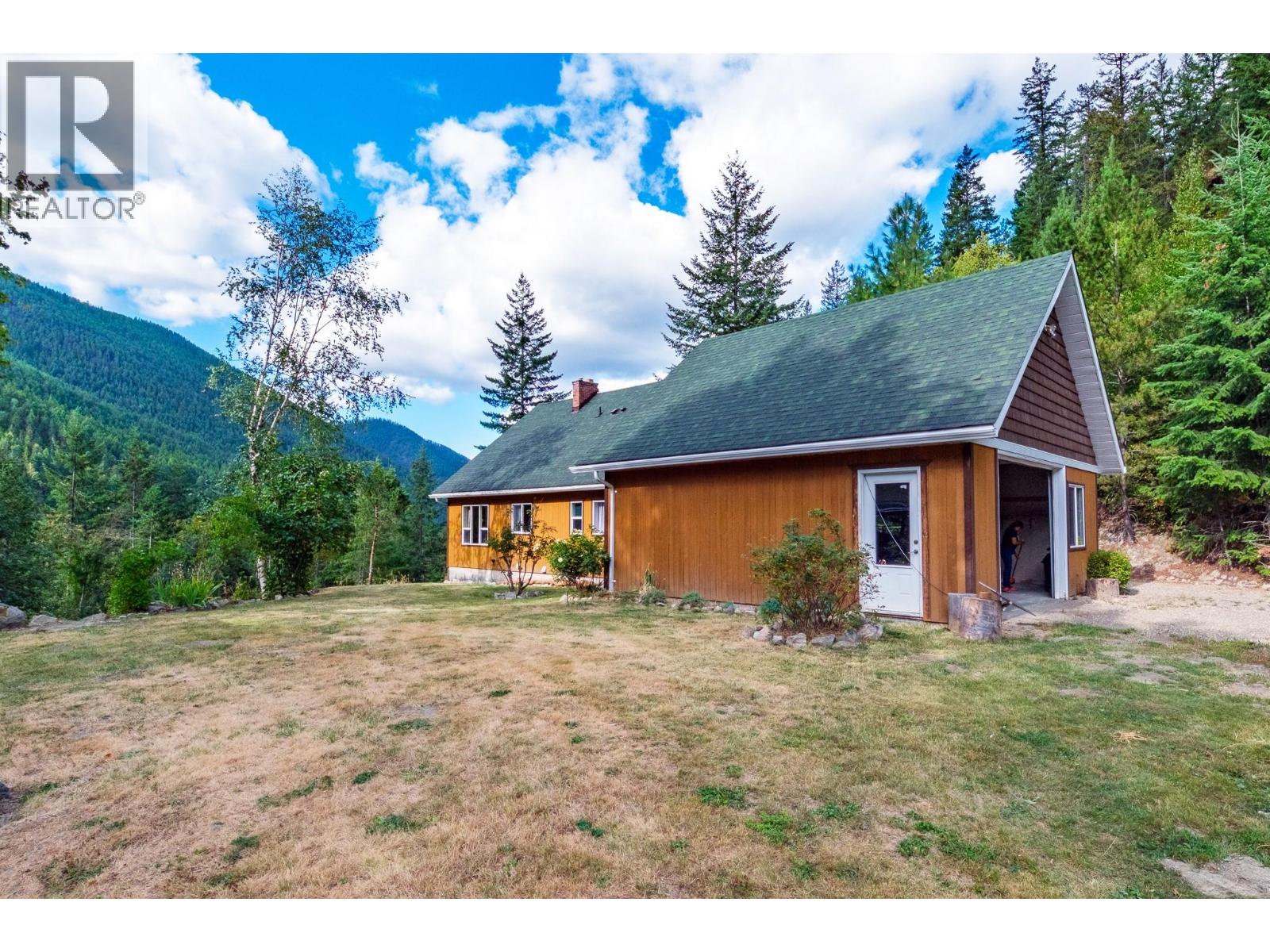 1249 Creighton Valley Road, Lumby, British Columbia  V0E 2G1 - Photo 41 - 10400014