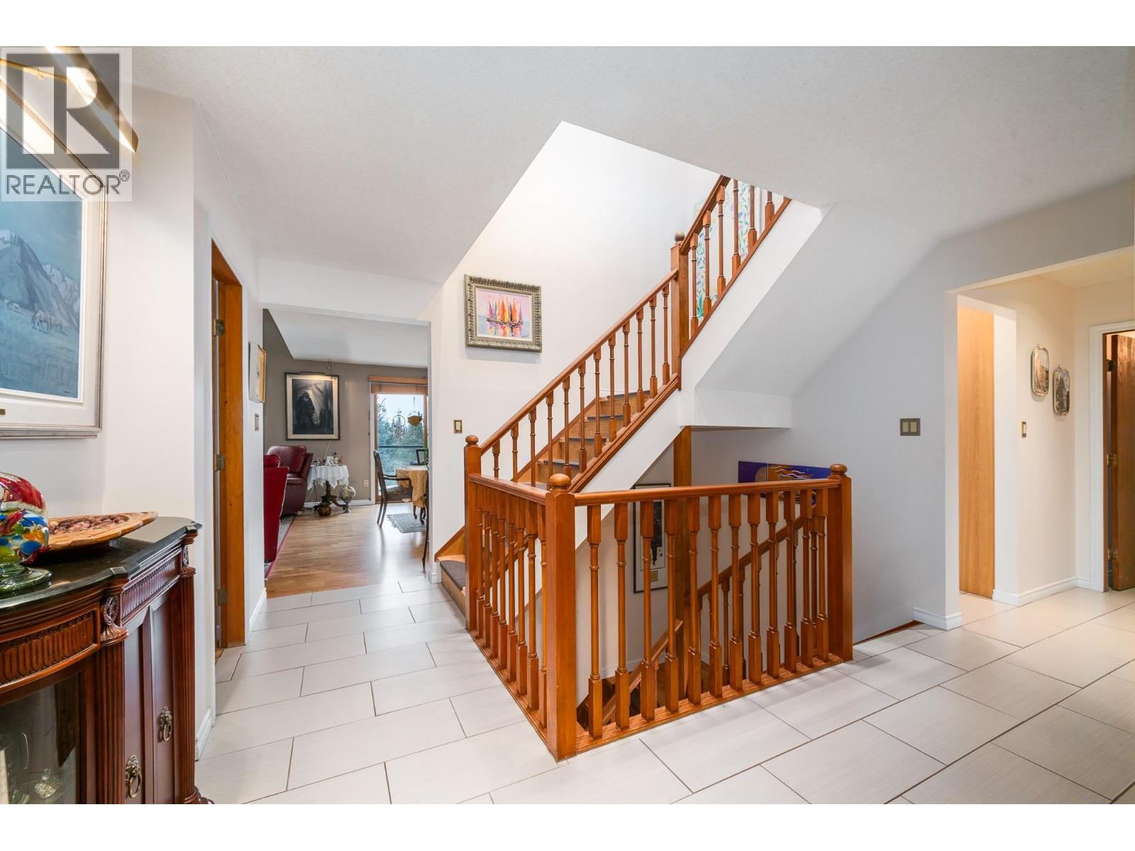 771 Cassiar Court, Kelowna, British Columbia  V1V 1M7 - Photo 3 - 10400115