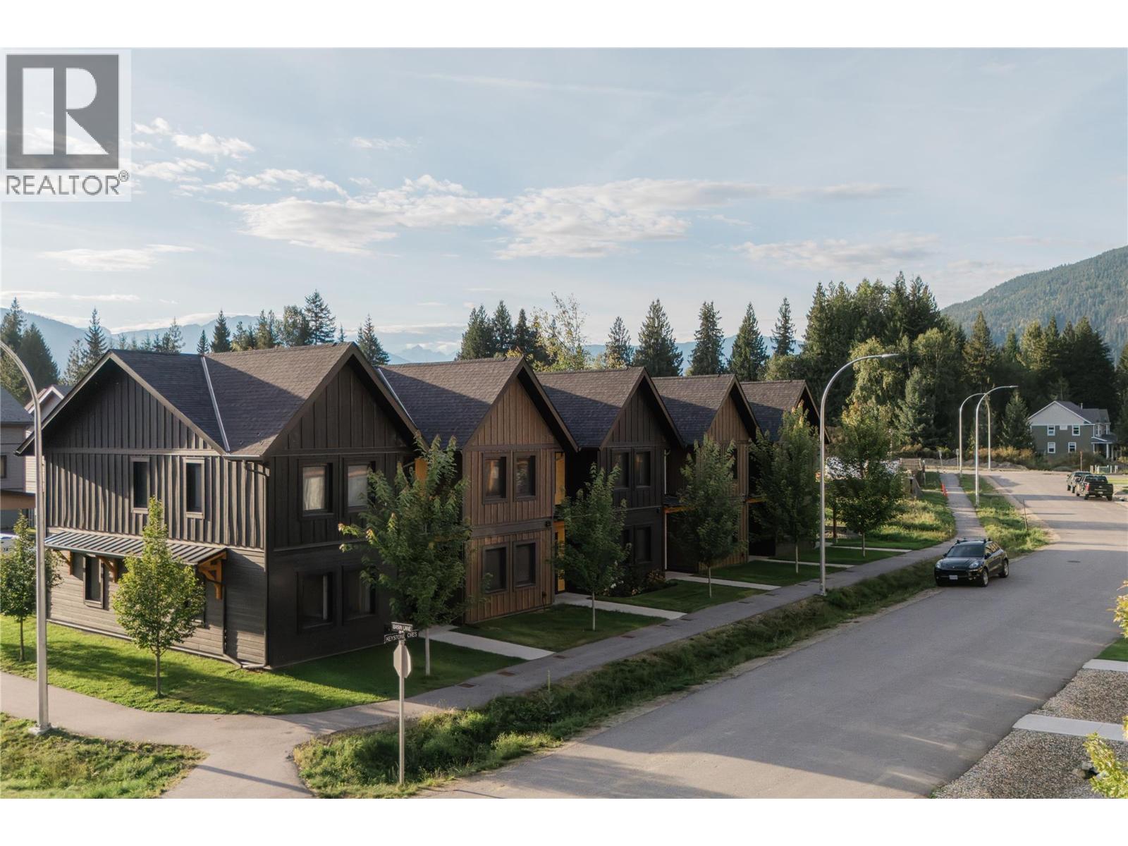 1037 Keystone Crescent, Revelstoke, British Columbia  V0E 2S1 - Photo 33 - 10398685
