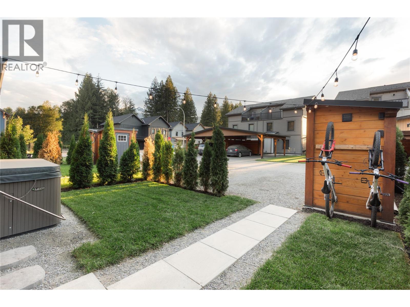 1037 Keystone Crescent, Revelstoke, British Columbia  V0E 2S1 - Photo 7 - 10398685