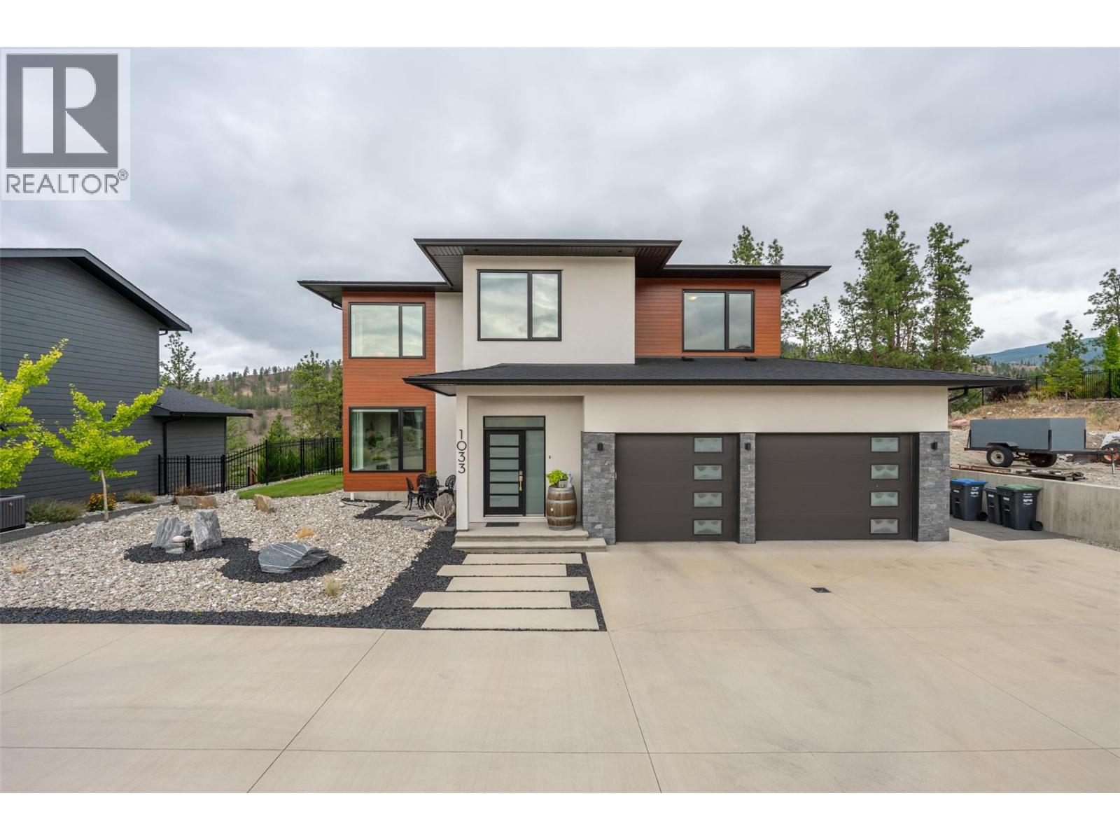 1033 Antler Drive, Penticton, British Columbia  V2A 0C8 - Photo 1 - 10400179