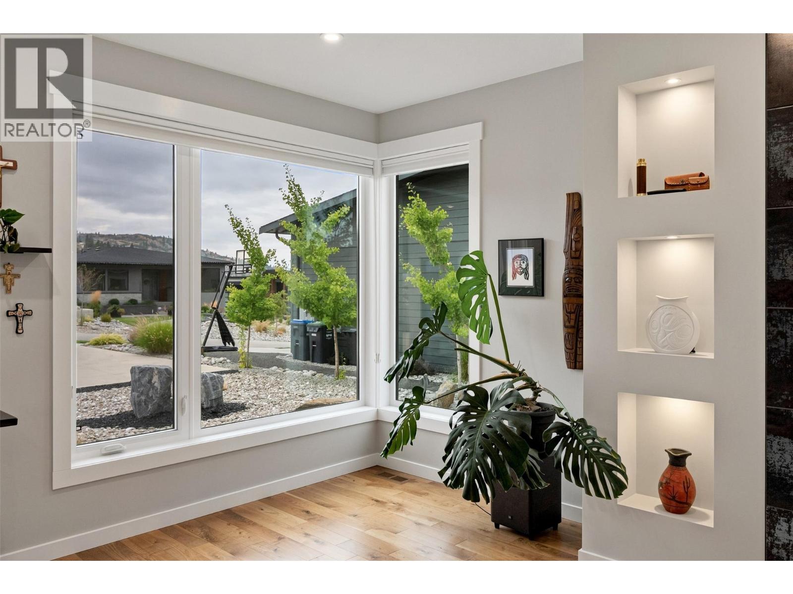 1033 Antler Drive, Penticton, British Columbia  V2A 0C8 - Photo 9 - 10400179