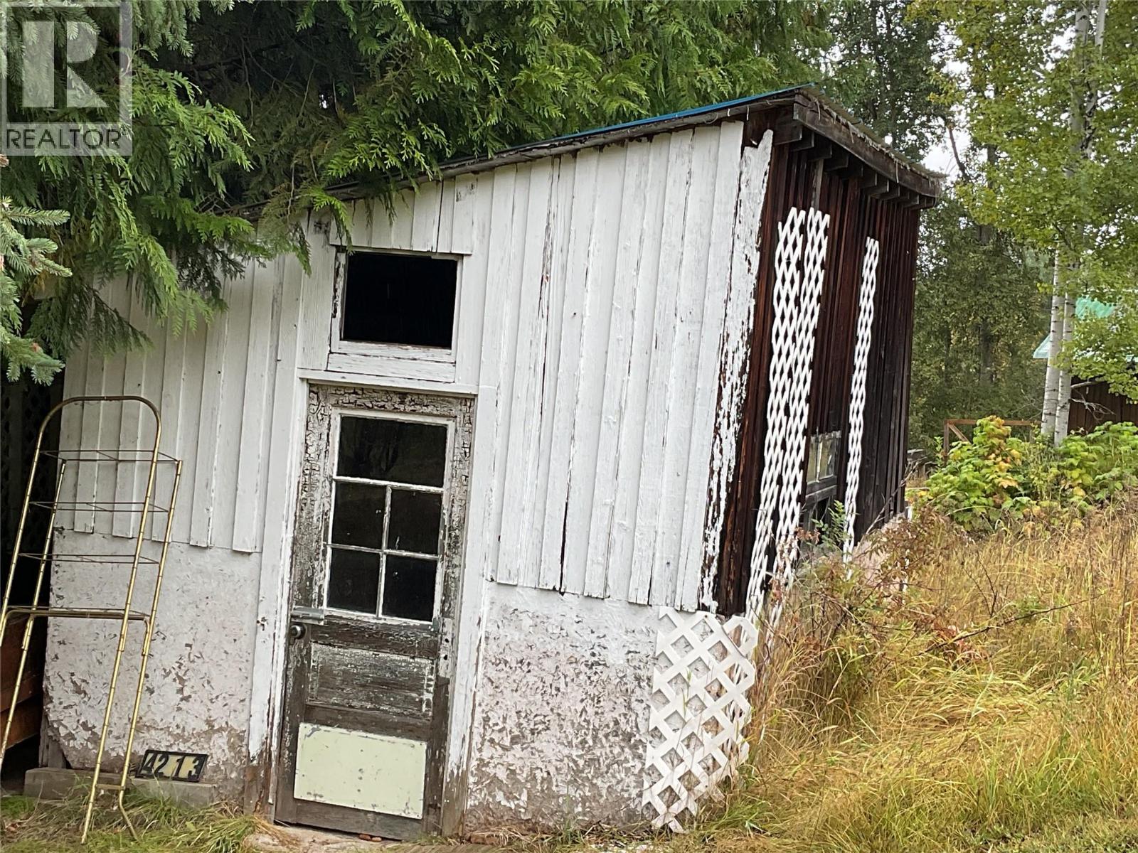 4213 Casino Road, Trail, British Columbia  V1R 4X3 - Photo 24 - 10400068
