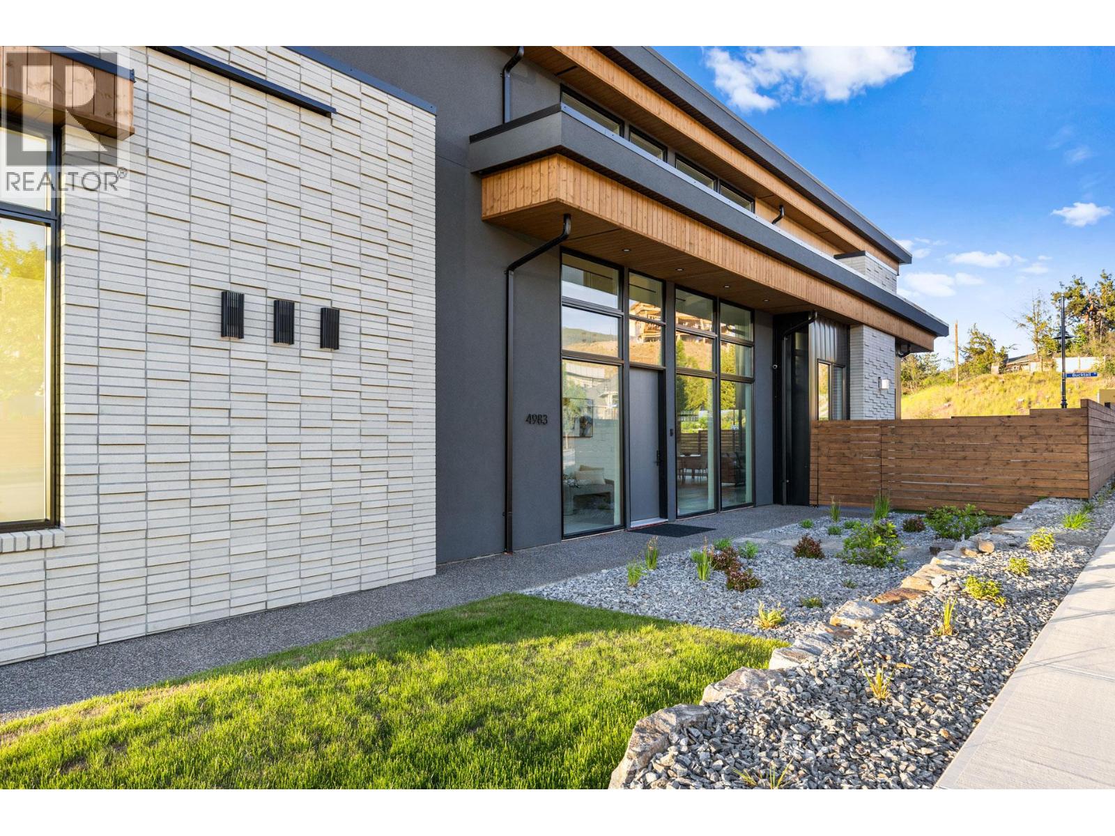 4983 Bucktail Lane, Kelowna, British Columbia  V1W 5L3 - Photo 40 - 10400042