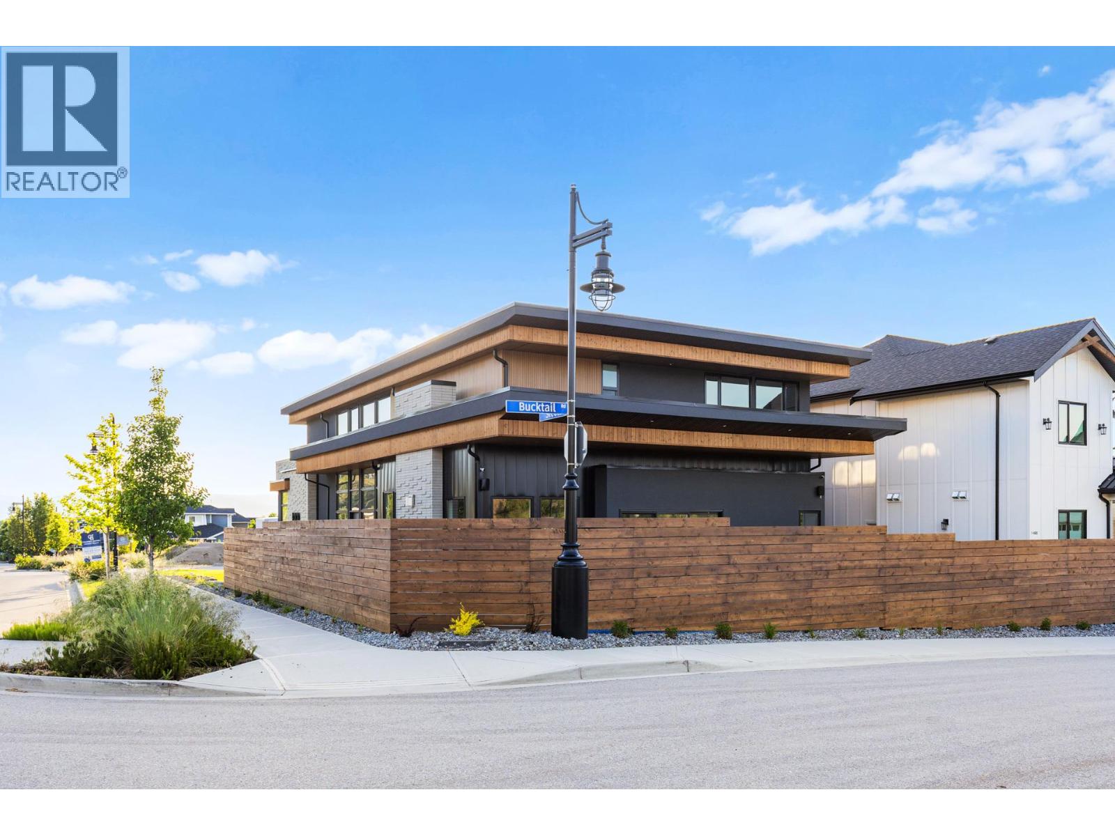 4983 Bucktail Lane, Kelowna, British Columbia  V1W 5L3 - Photo 7 - 10400042