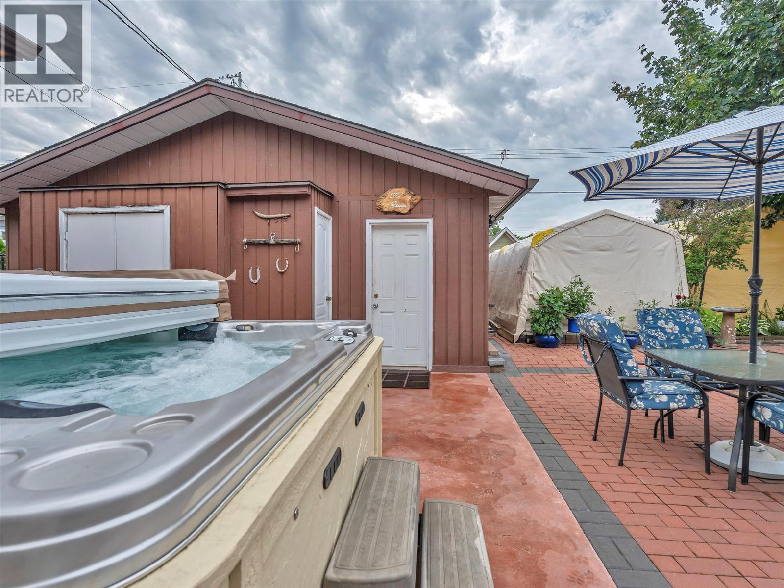 146 Yorkton Avenue, Penticton, British Columbia  V2A 3V2 - Photo 32 - 10400052