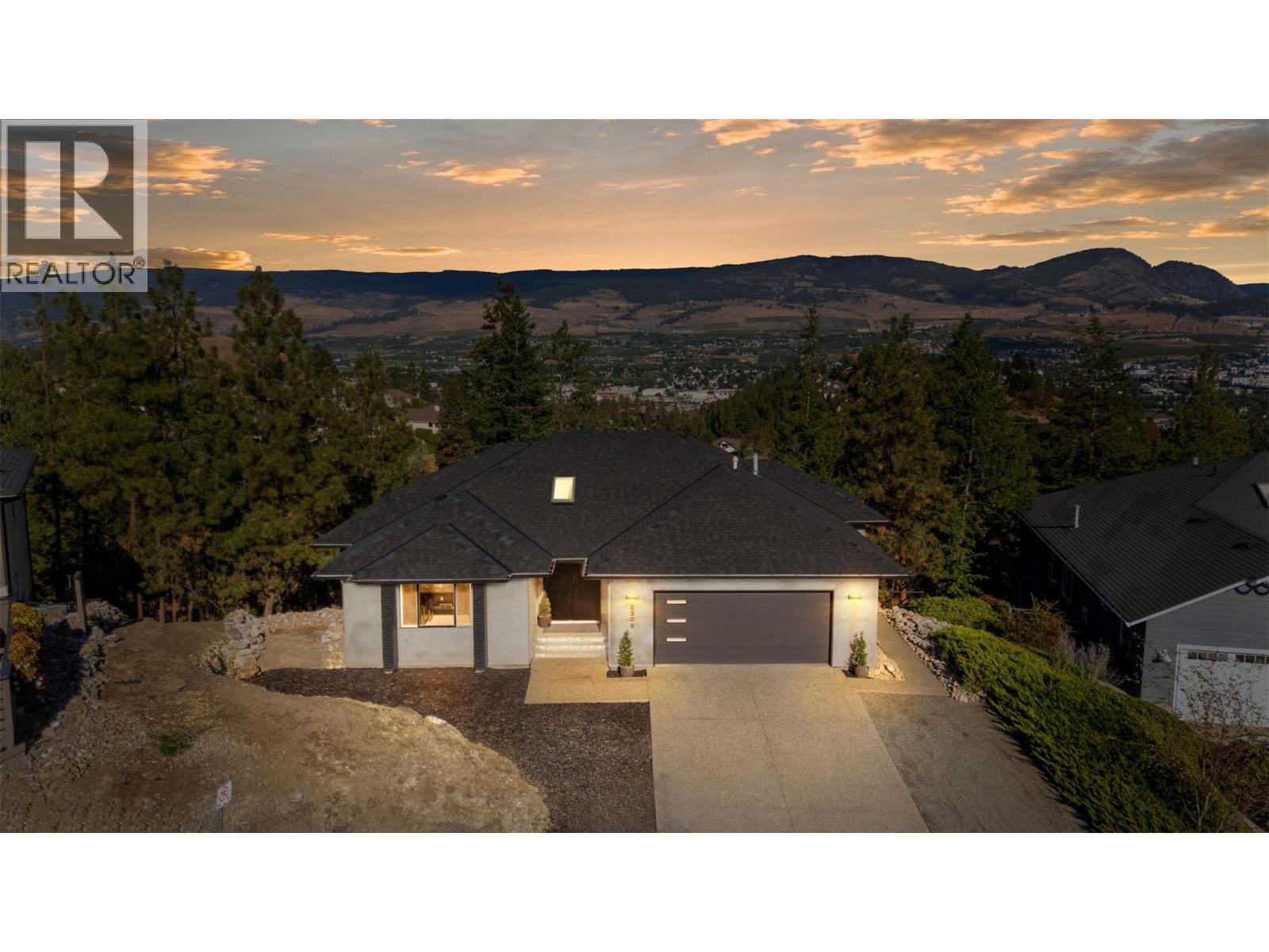 2308 Lillooet Crescent, Kelowna, British Columbia  V1V 1T1 - Photo 2 - 10399935