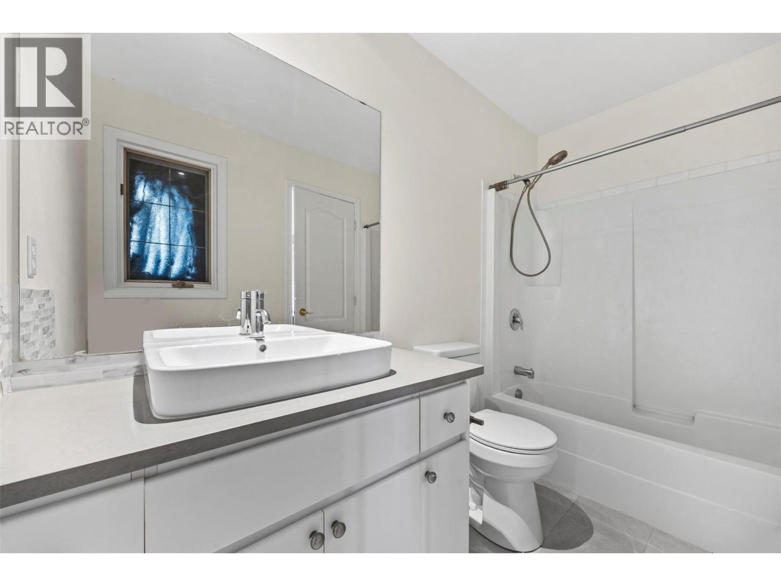 2308 Lillooet Crescent, Kelowna, British Columbia  V1V 1T1 - Photo 25 - 10399935