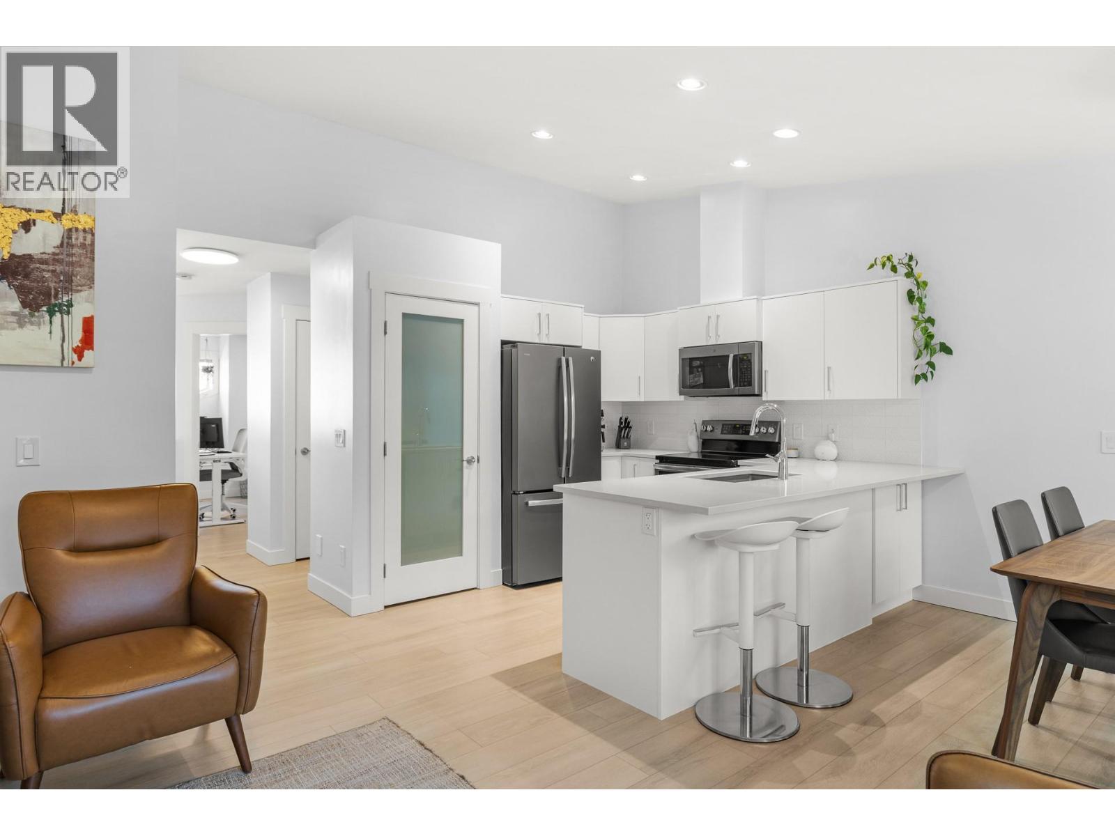 225 Glen Park Drive Unit# 20, Kelowna, British Columbia  V1V 2X5 - Photo 1 - 10400061