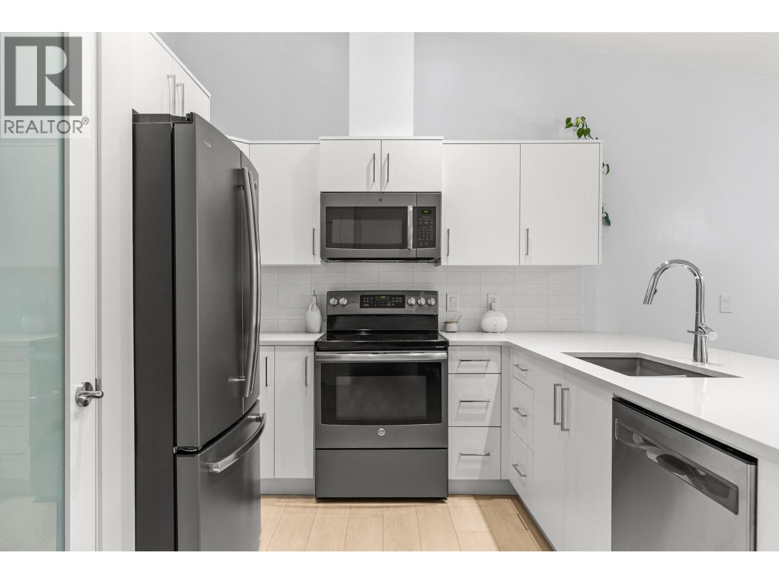 225 Glen Park Drive Unit# 20, Kelowna, British Columbia  V1V 2X5 - Photo 4 - 10400061