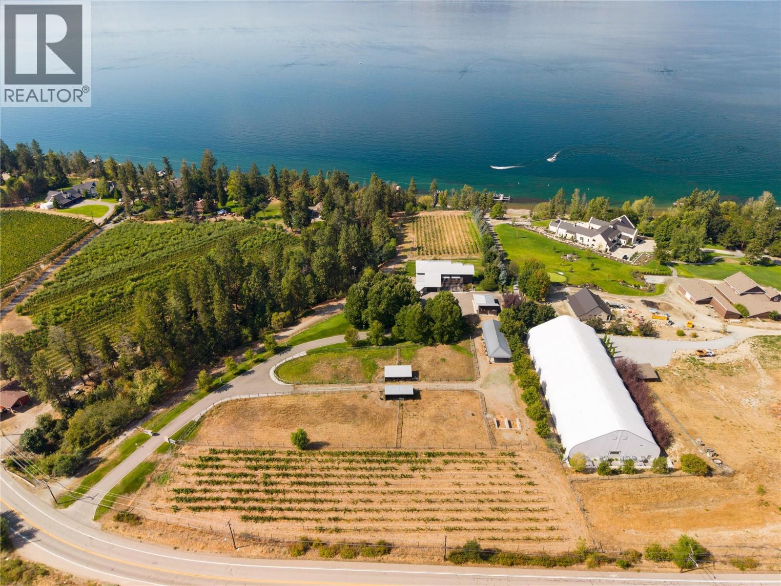 4840 Lakeshore Road, Kelowna, British Columbia  V1W 4H6 - Photo 2 - 10400189