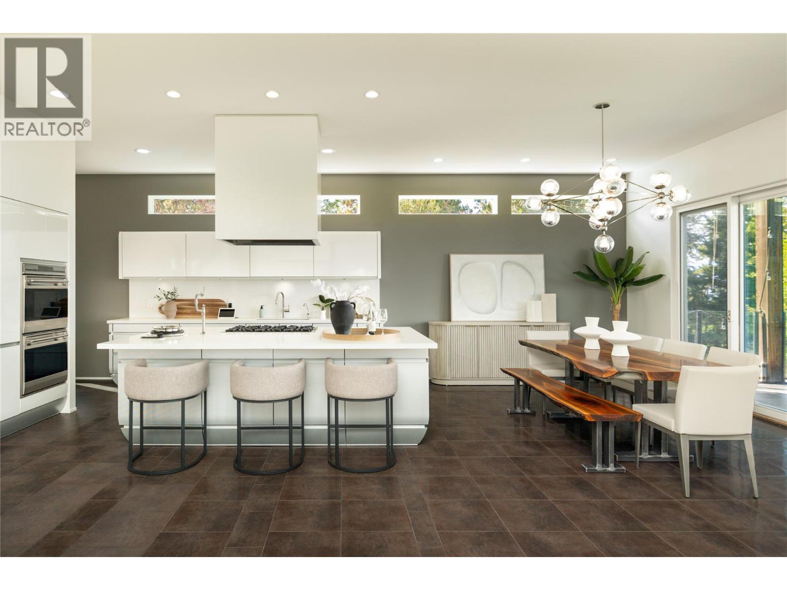 4840 Lakeshore Road, Kelowna, British Columbia  V1W 4H6 - Photo 6 - 10400189