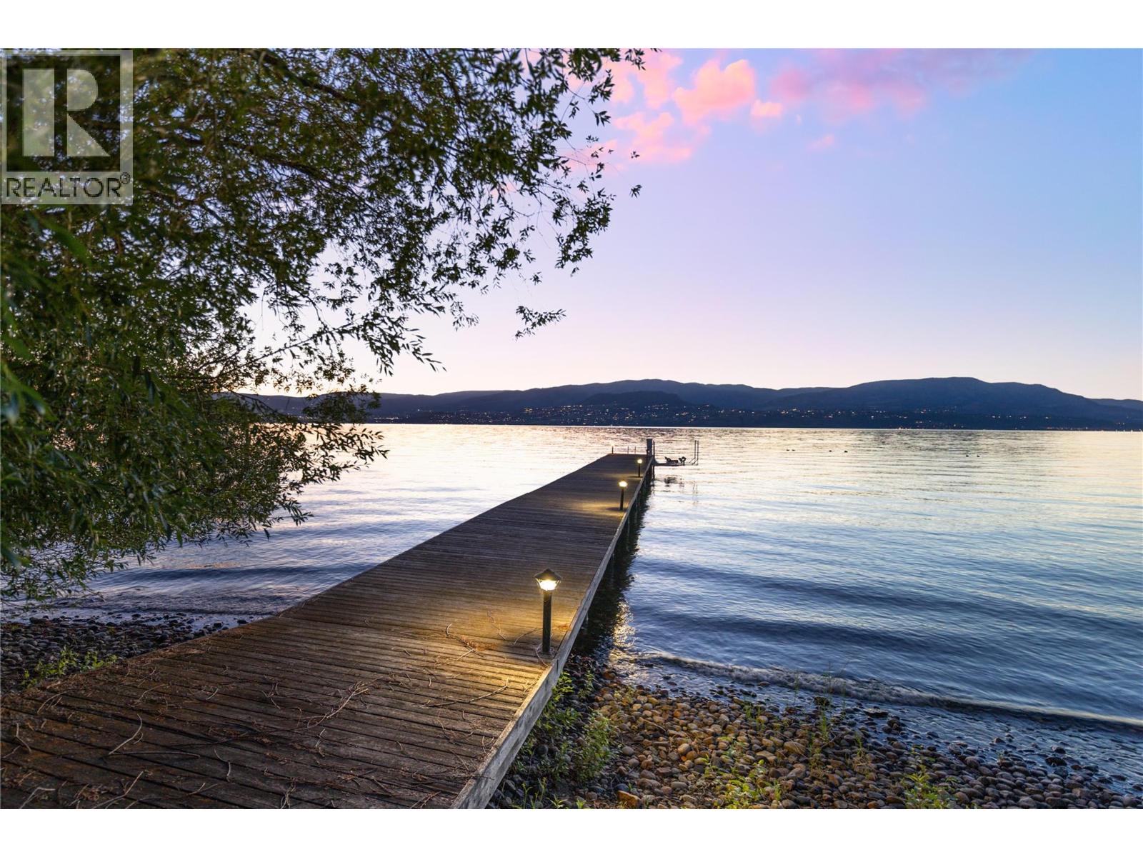 4840 Lakeshore Road, Kelowna, British Columbia  V1W 4H6 - Photo 71 - 10400189