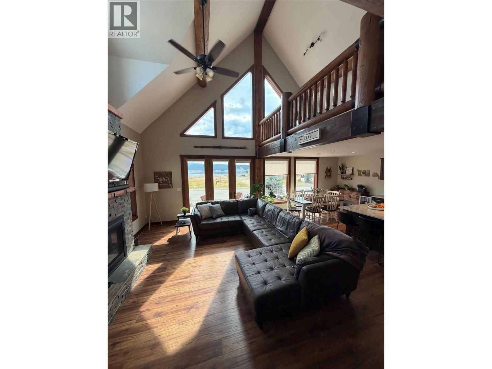 1671 Koocanusa Lake Drive, Koocanusa West, British Columbia  V0B 1T4 - Photo 9 - 10399877