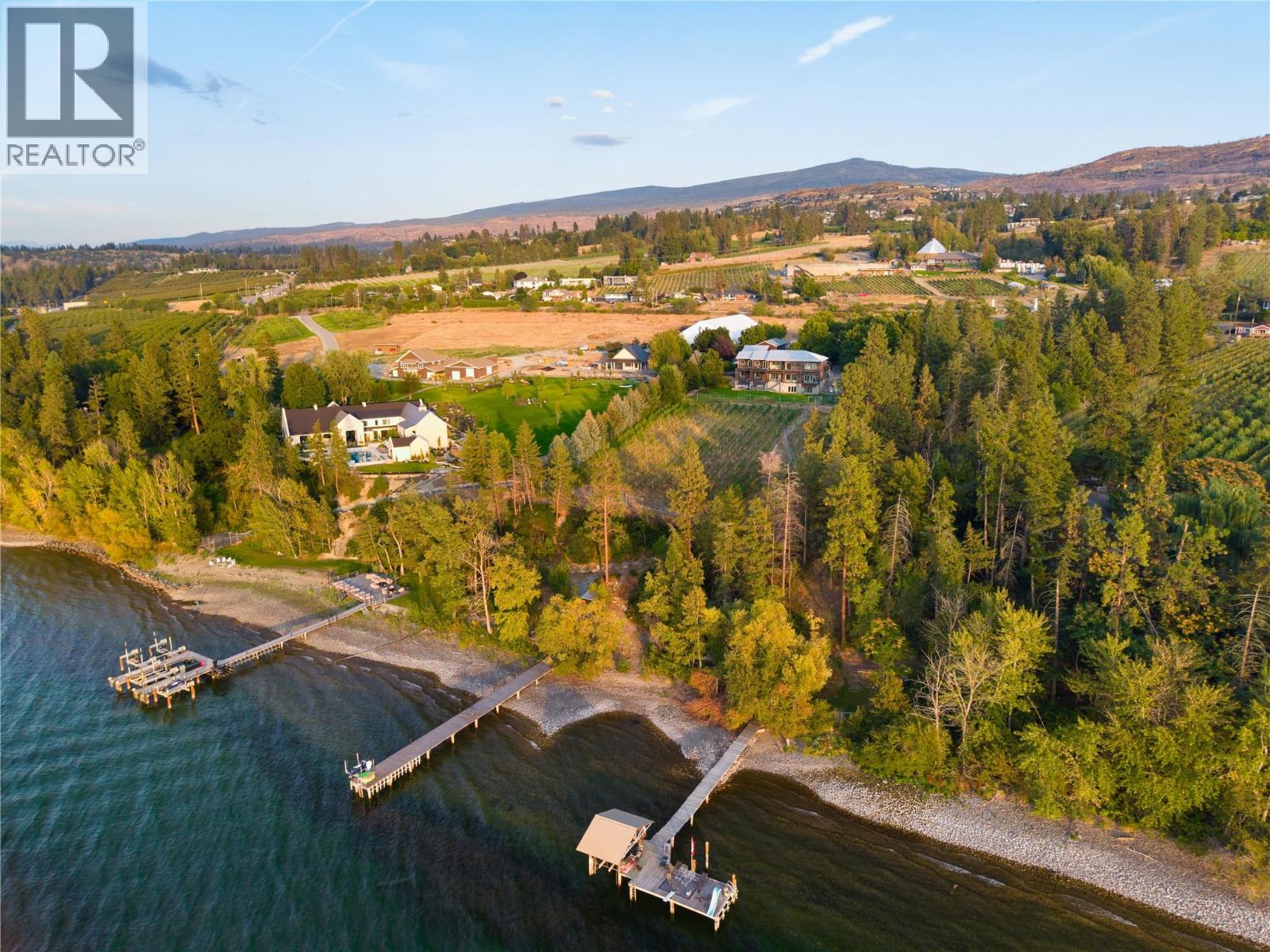 4840 Lakeshore Road, Kelowna, British Columbia  V1W 4H6 - Photo 1 - 10399345
