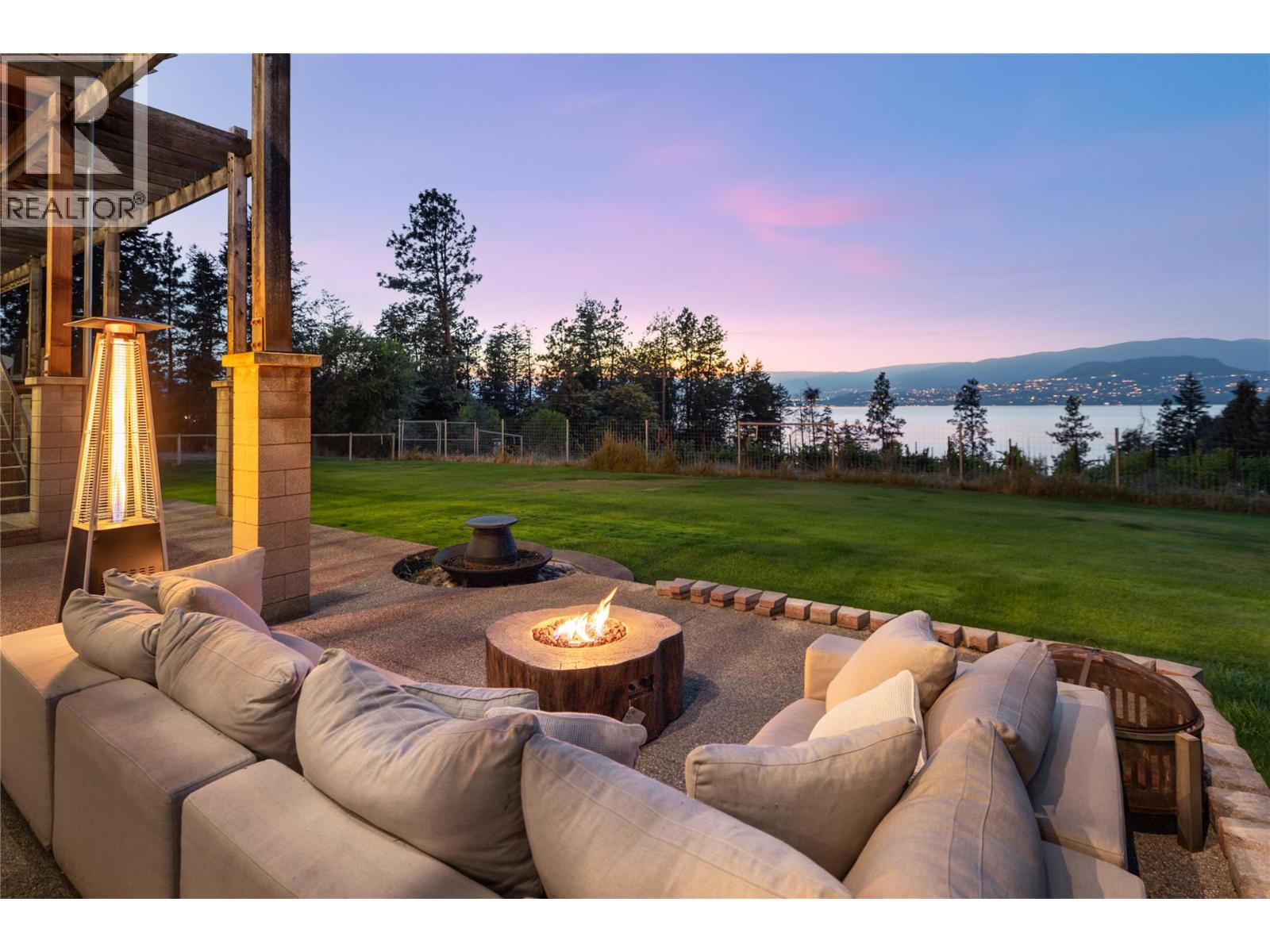 4840 Lakeshore Road, Kelowna, British Columbia  V1W 4H6 - Photo 48 - 10399345