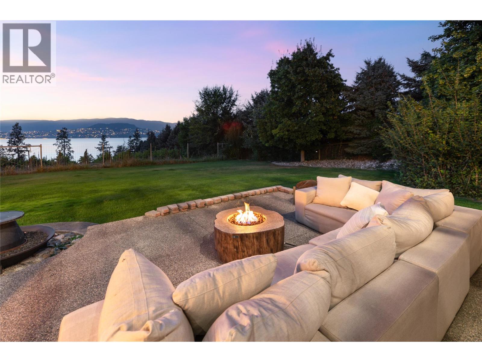 4840 Lakeshore Road, Kelowna, British Columbia  V1W 4H6 - Photo 49 - 10399345