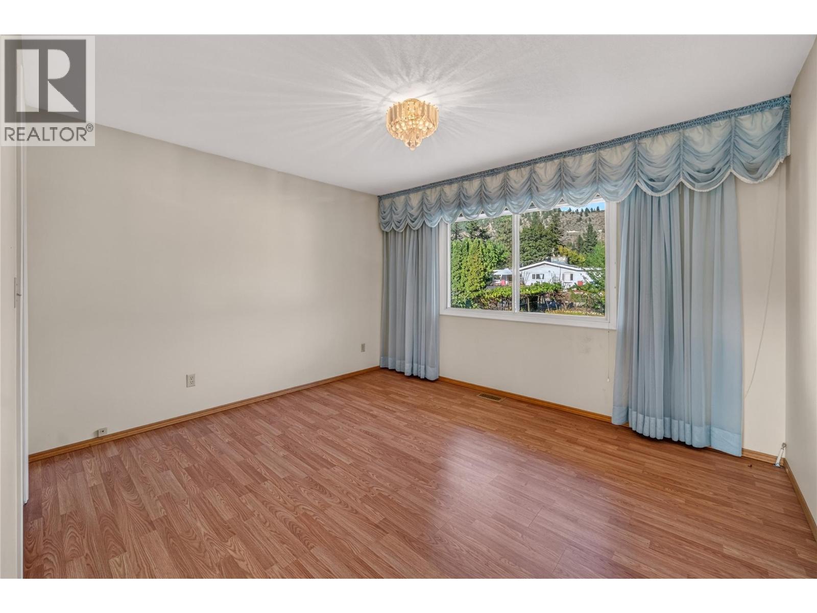 980 Orillia Street, Penticton, British Columbia  V2A 4A6 - Photo 13 - 10400100