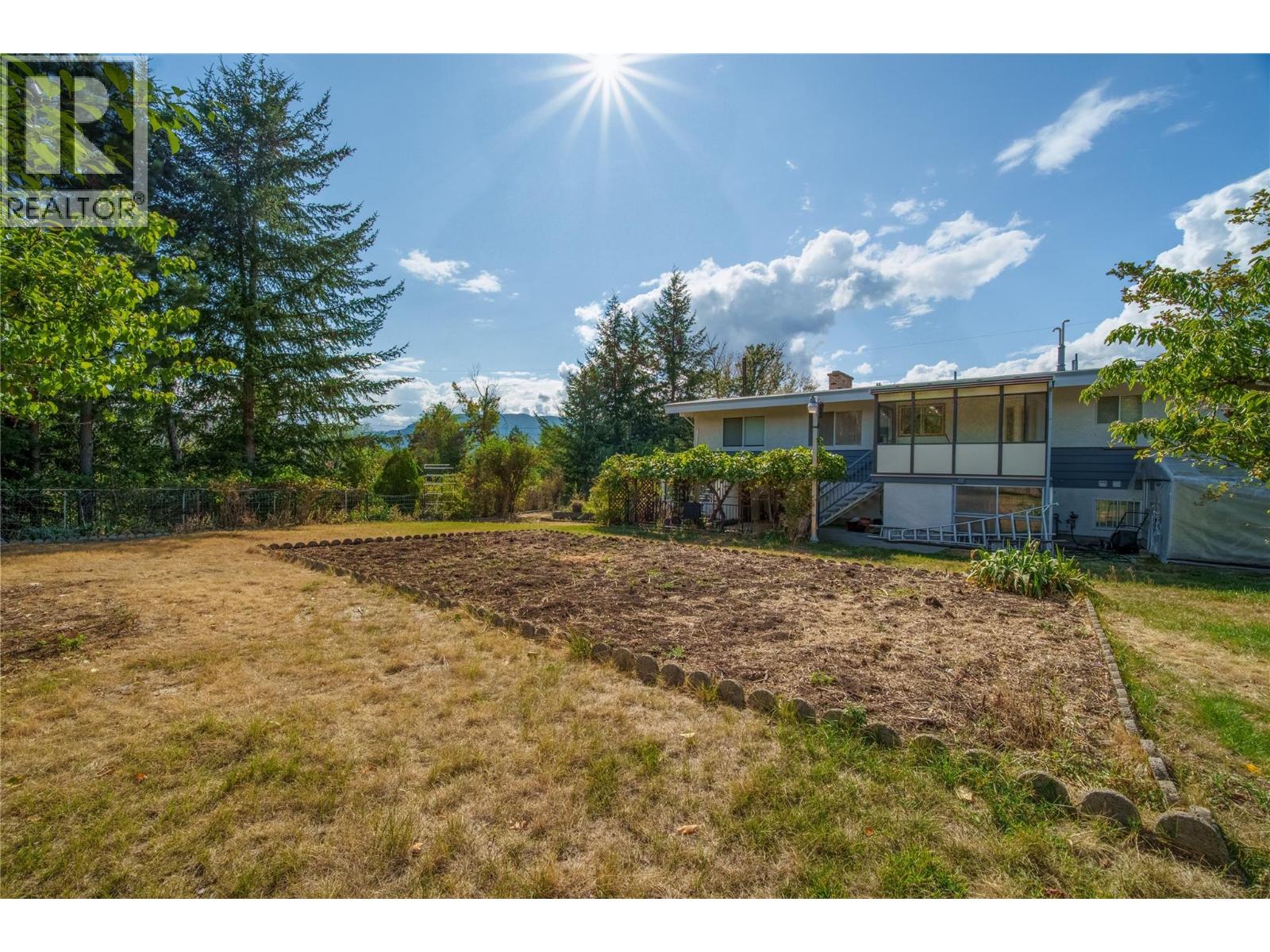 980 Orillia Street, Penticton, British Columbia  V2A 4A6 - Photo 38 - 10400100