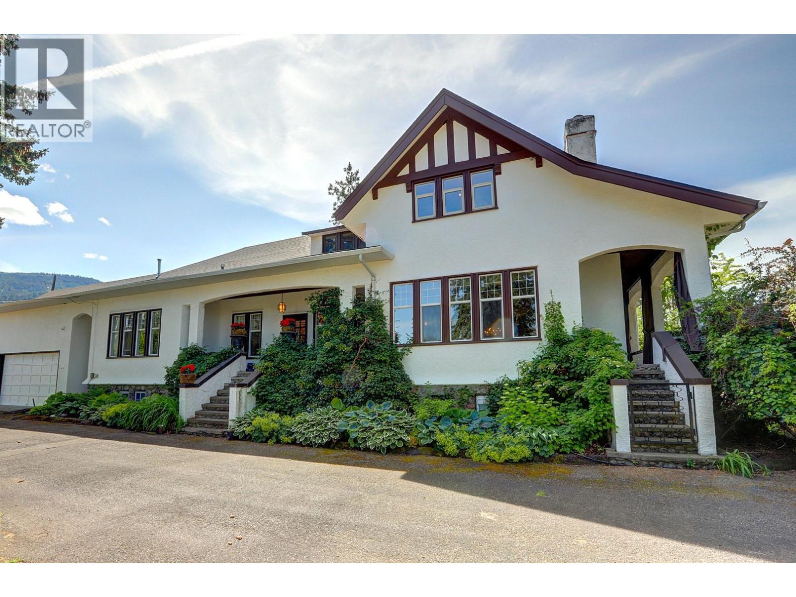 5482 Silver Star Road, Vernon, British Columbia  V1B 3K4 - Photo 1 - 10400149
