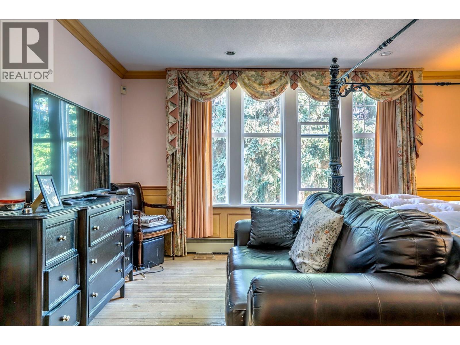 5482 Silver Star Road, Vernon, British Columbia  V1B 3K4 - Photo 41 - 10400149
