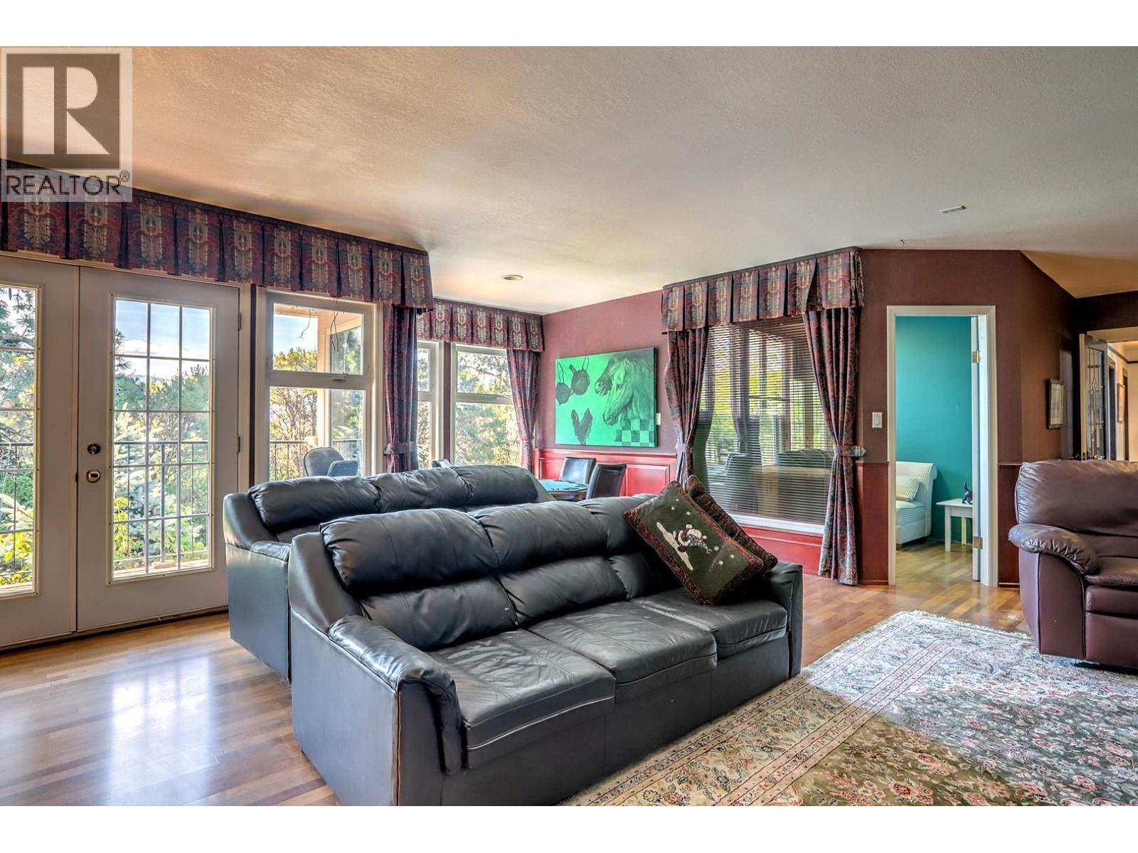 5482 Silver Star Road, Vernon, British Columbia  V1B 3K4 - Photo 60 - 10400149