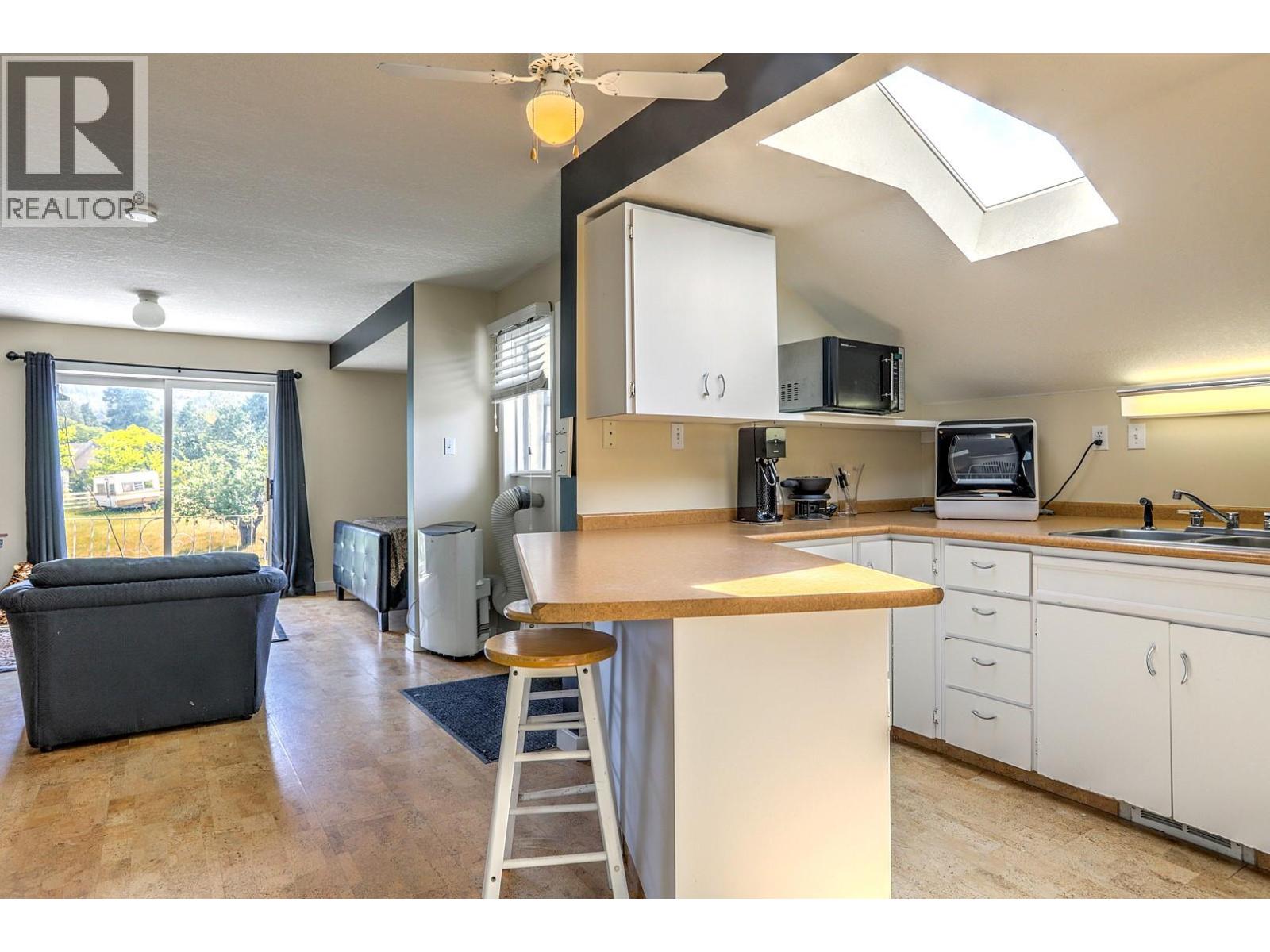 5482 Silver Star Road, Vernon, British Columbia  V1B 3K4 - Photo 70 - 10400149