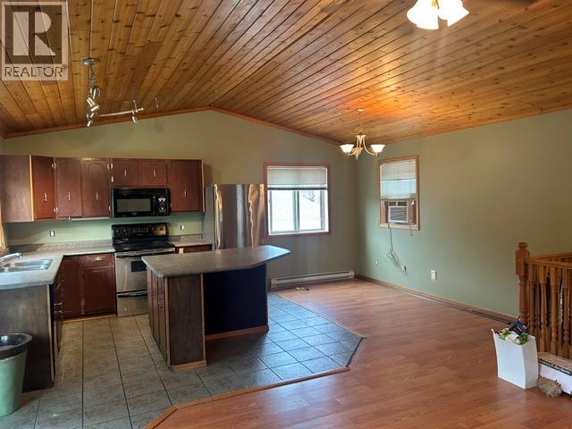 525 Central Avenue, Kelowna, British Columbia  V1Y 7L8 - Photo 33 - 10400087