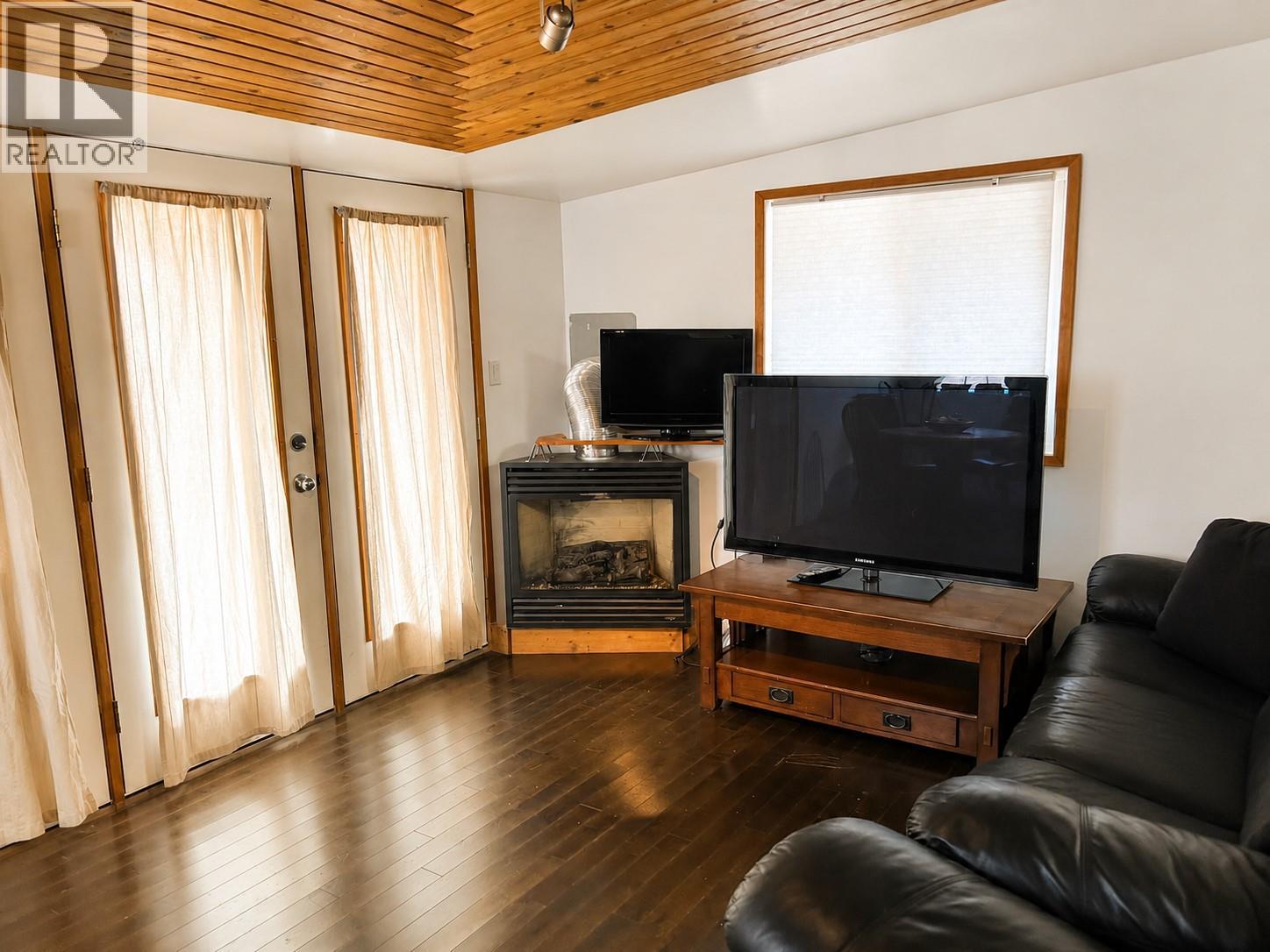 525 Central Avenue, Kelowna, British Columbia  V1Y 7L8 - Photo 7 - 10400087