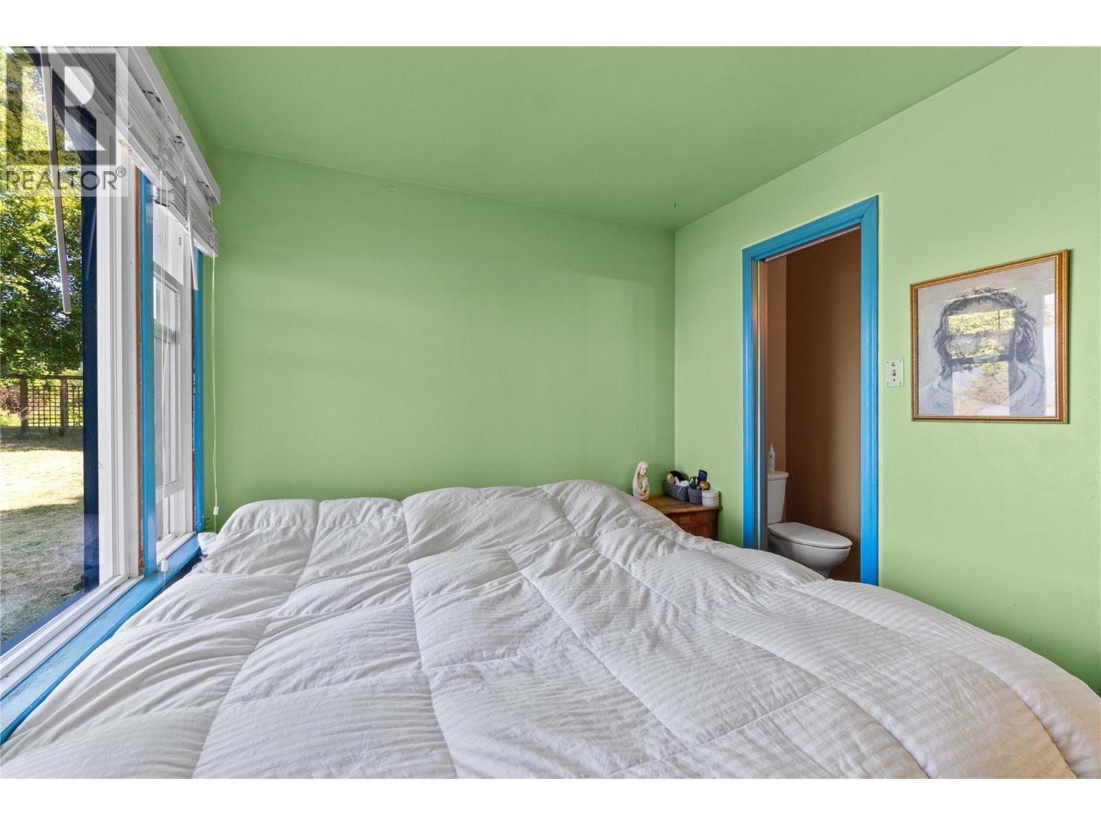 730 9 Avenue Ne, Salmon Arm, British Columbia  V1E 4A1 - Photo 34 - 10400080