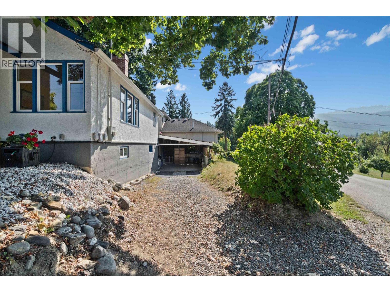 730 9 Avenue Ne, Salmon Arm, British Columbia  V1E 4A1 - Photo 40 - 10400080