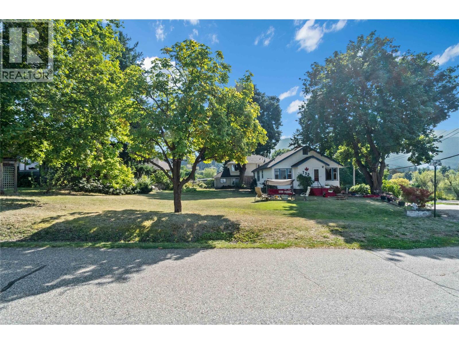 730 9 Avenue Ne, Salmon Arm, British Columbia  V1E 4A1 - Photo 49 - 10400080